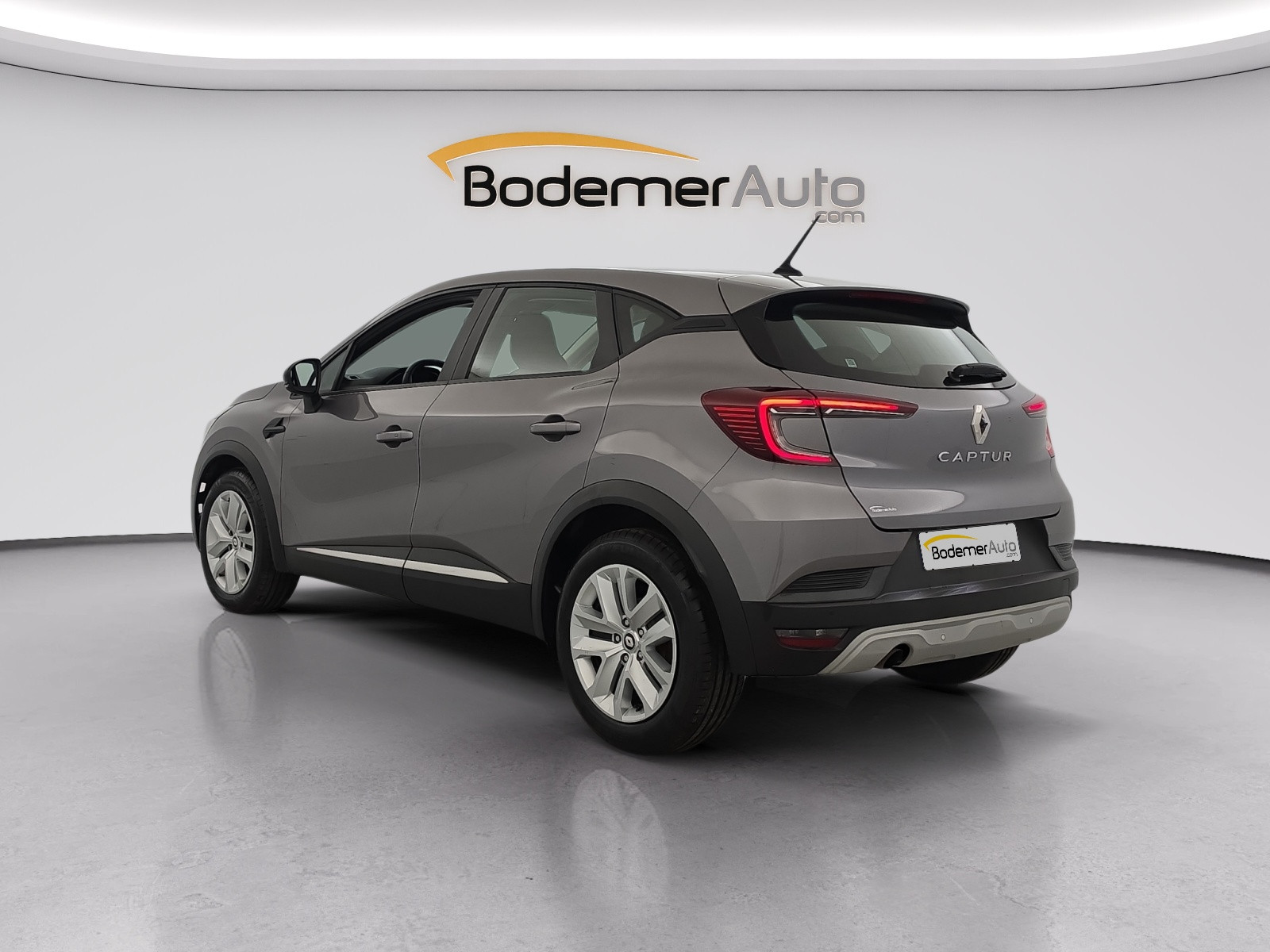 Vente en ligne Renault Captur  Blue dCi 95 au prix de 15 590 €