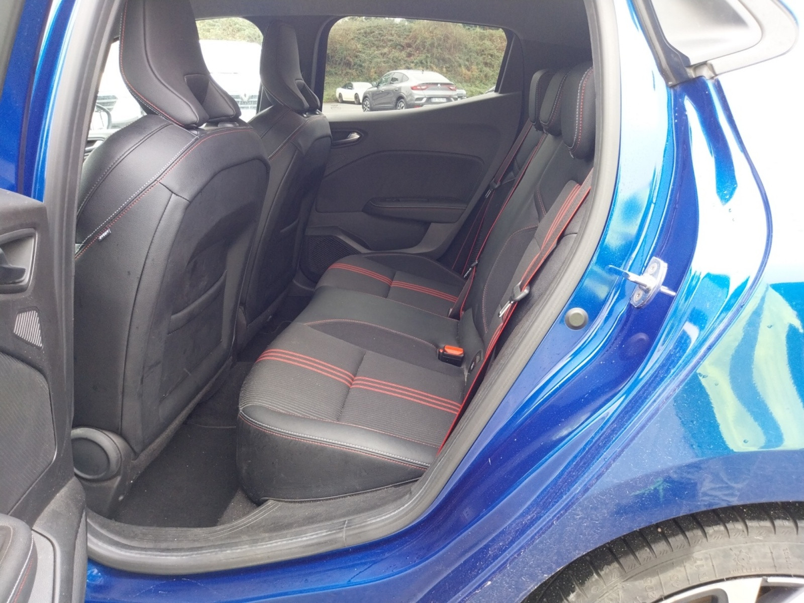 Vente en ligne Renault Clio 5 Clio E-Tech hybride 145 au prix de 16 590 €