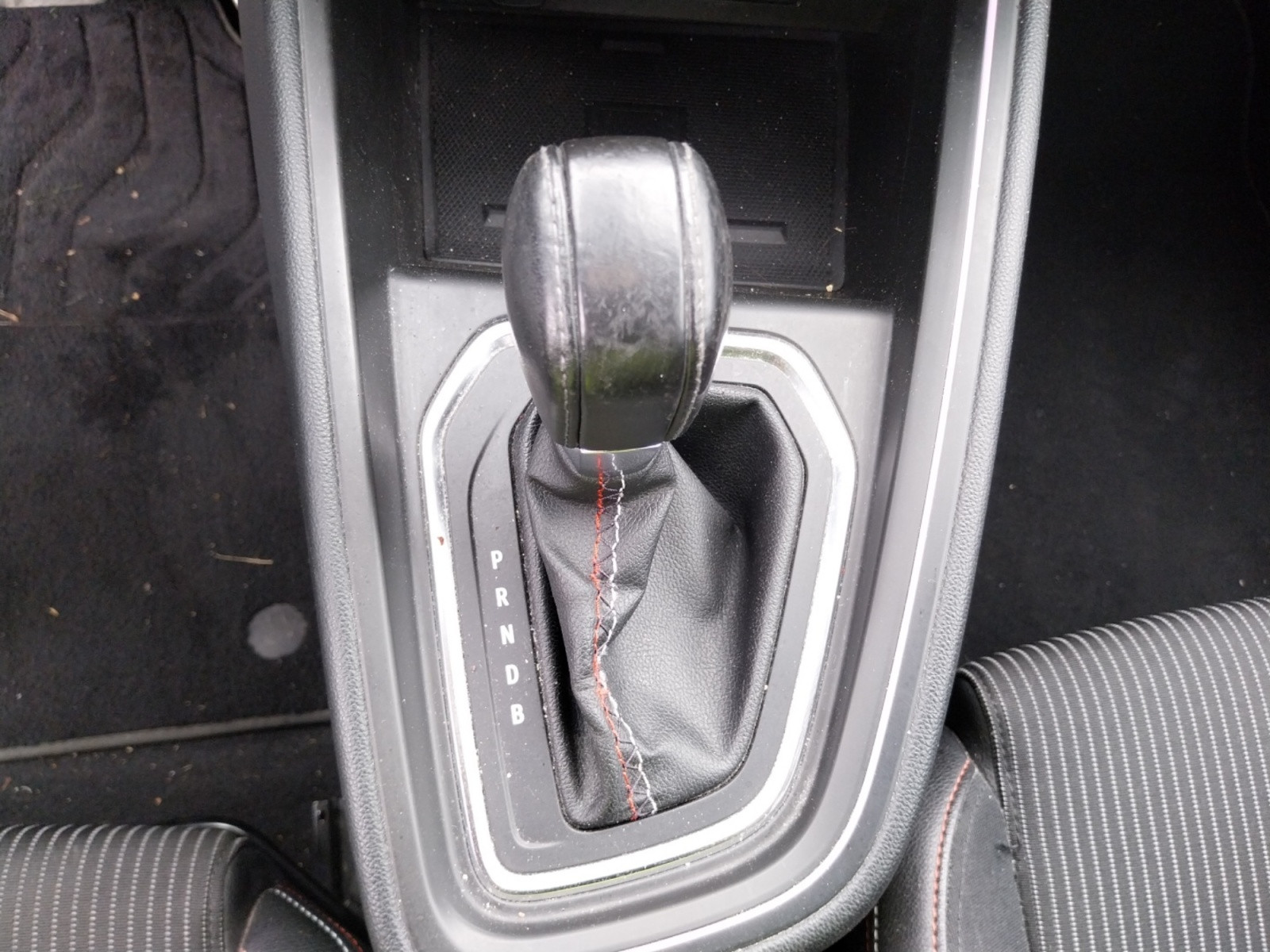 Vente en ligne Renault Clio 5 Clio E-Tech hybride 145 au prix de 16 590 €