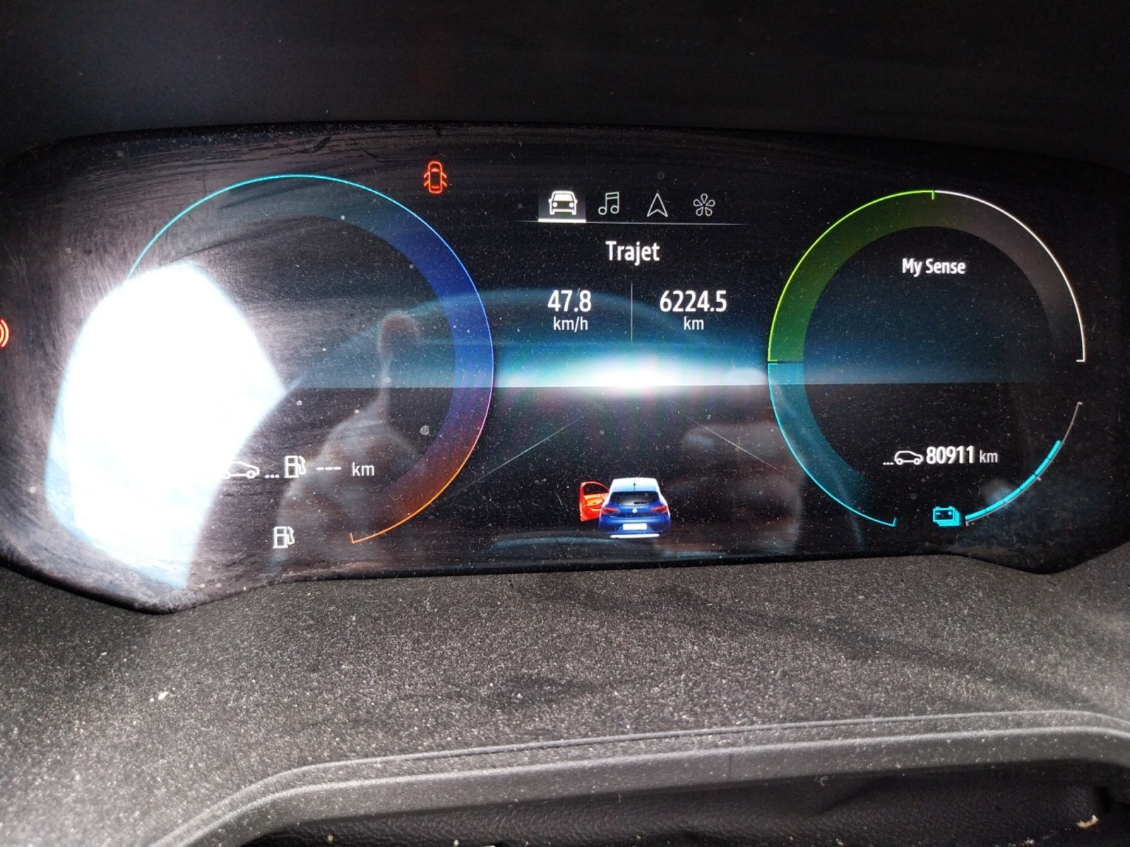 Vente en ligne Renault Clio 5 Clio E-Tech hybride 145 au prix de 16 590 €