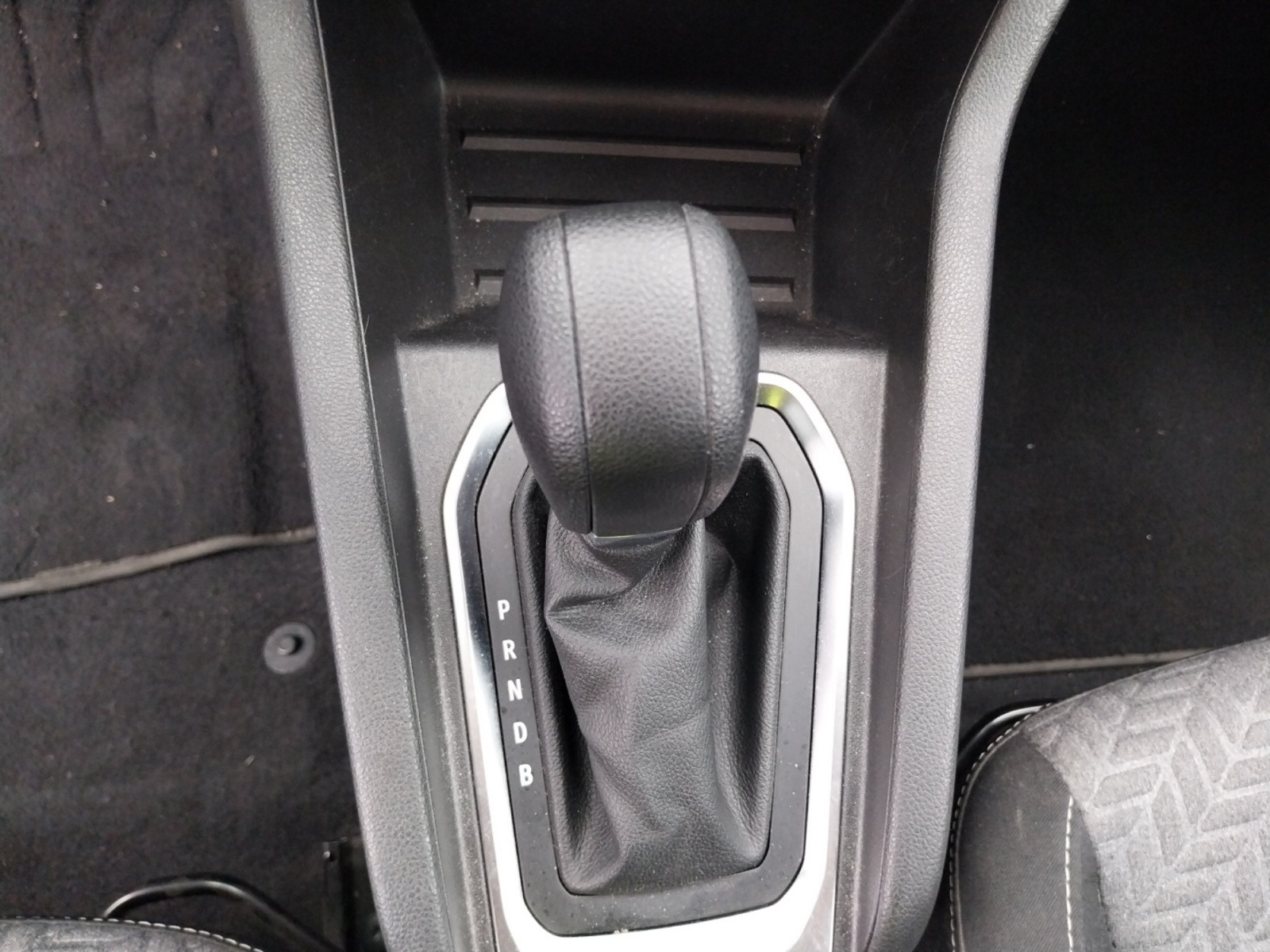 Vente en ligne Renault Clio 5 Clio E-Tech full hybrid 145 au prix de 14 590 €