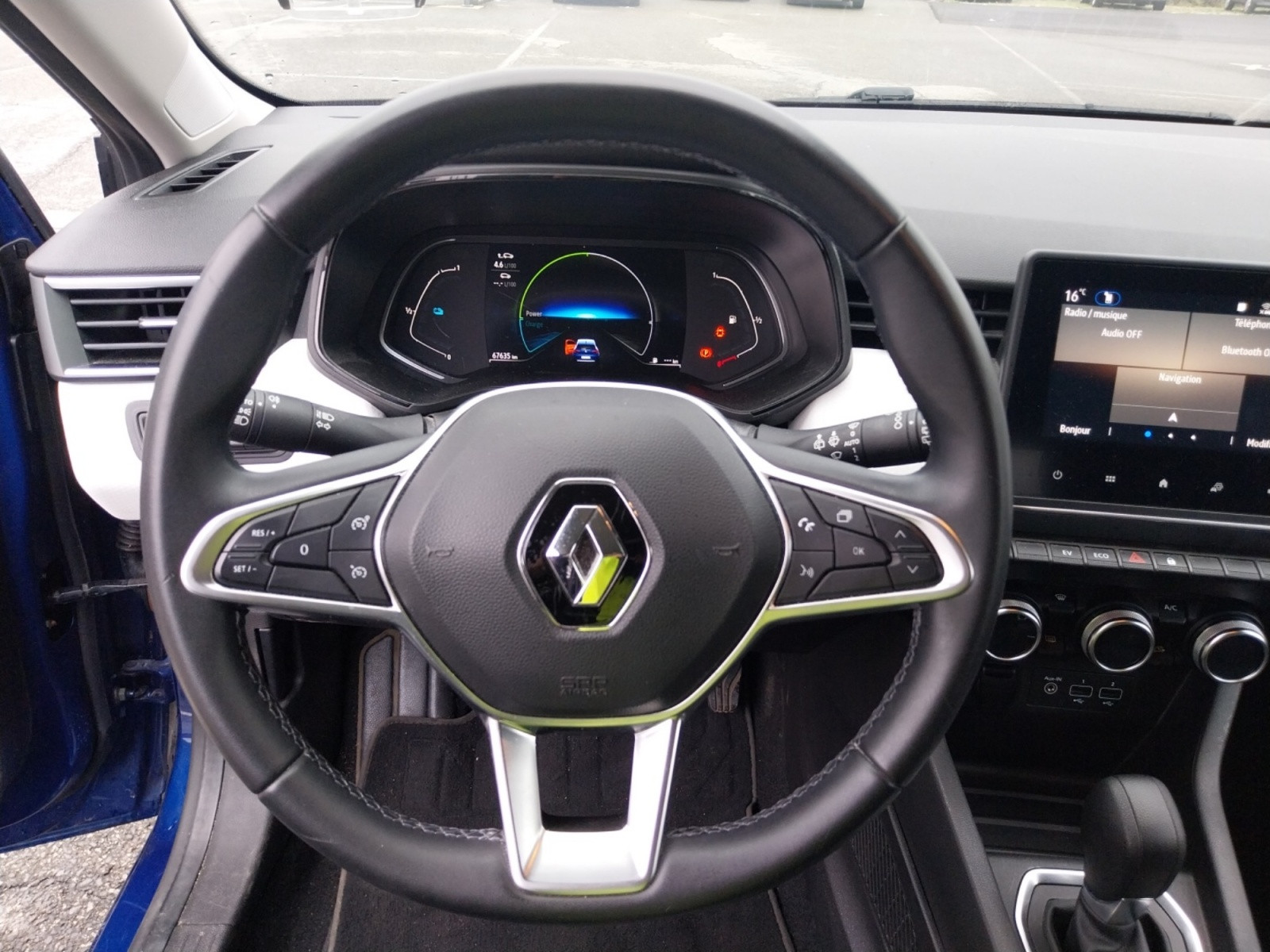 Vente en ligne Renault Clio 5 Clio E-Tech full hybrid 145 au prix de 14 590 €