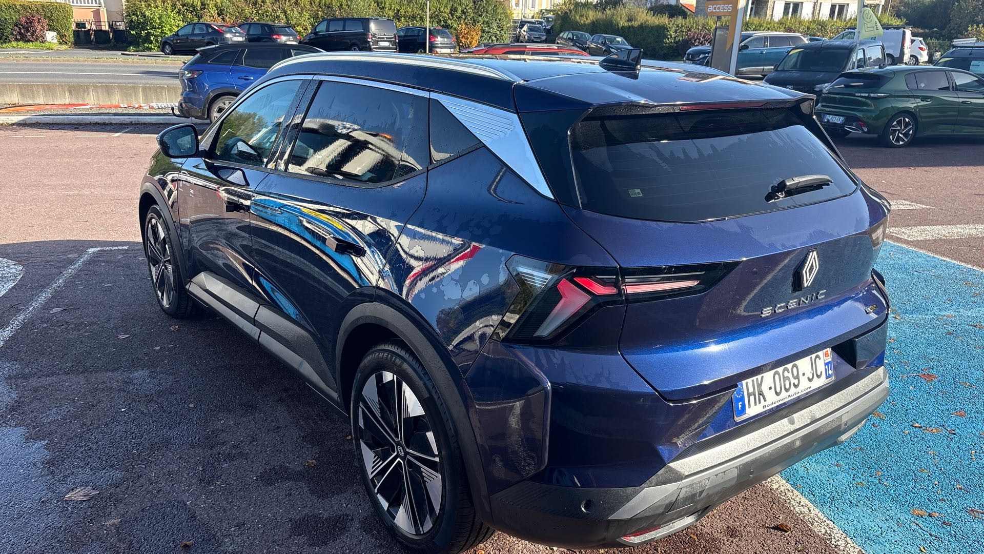 Vente en ligne Renault Scenic E-Tech Scenic E-Tech électrique 220 ch grande autonomie au prix de 44 370 €
