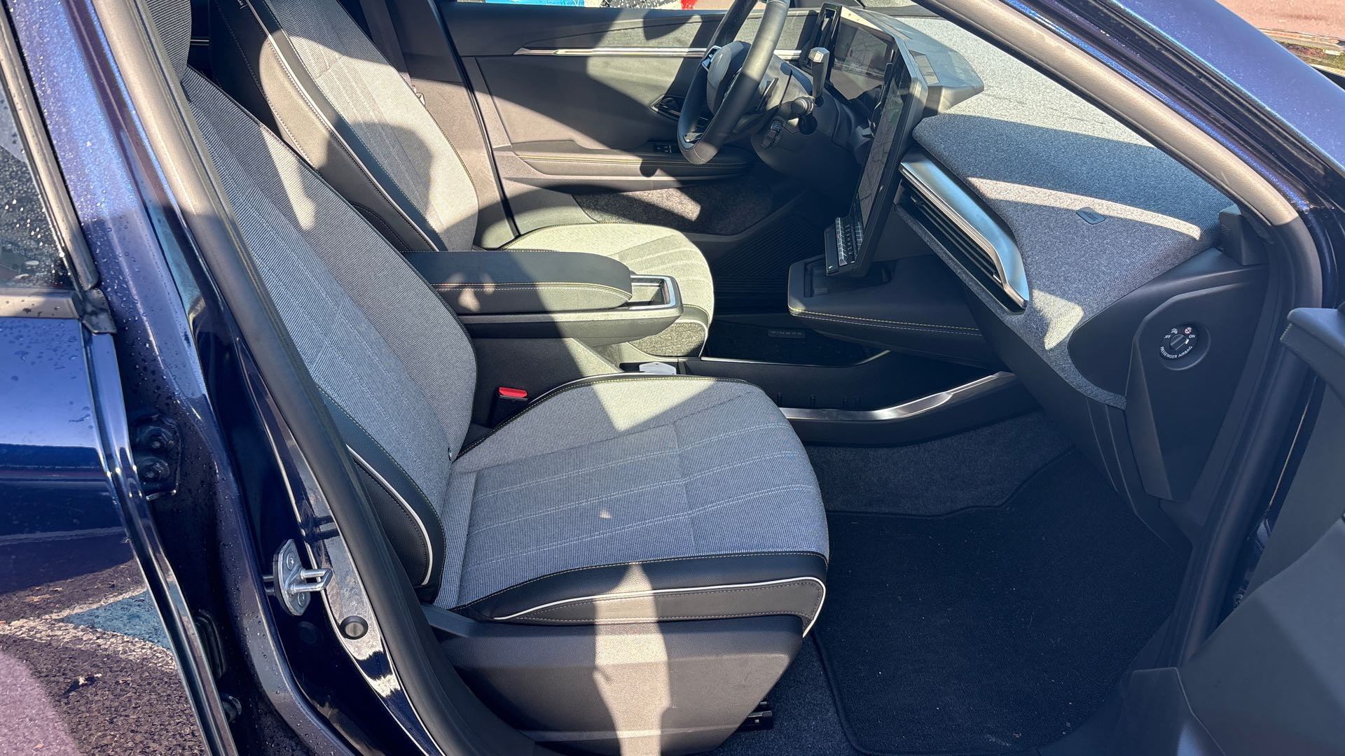 Vente en ligne Renault Scenic E-Tech Scenic E-Tech électrique 220 ch grande autonomie au prix de 44 370 €