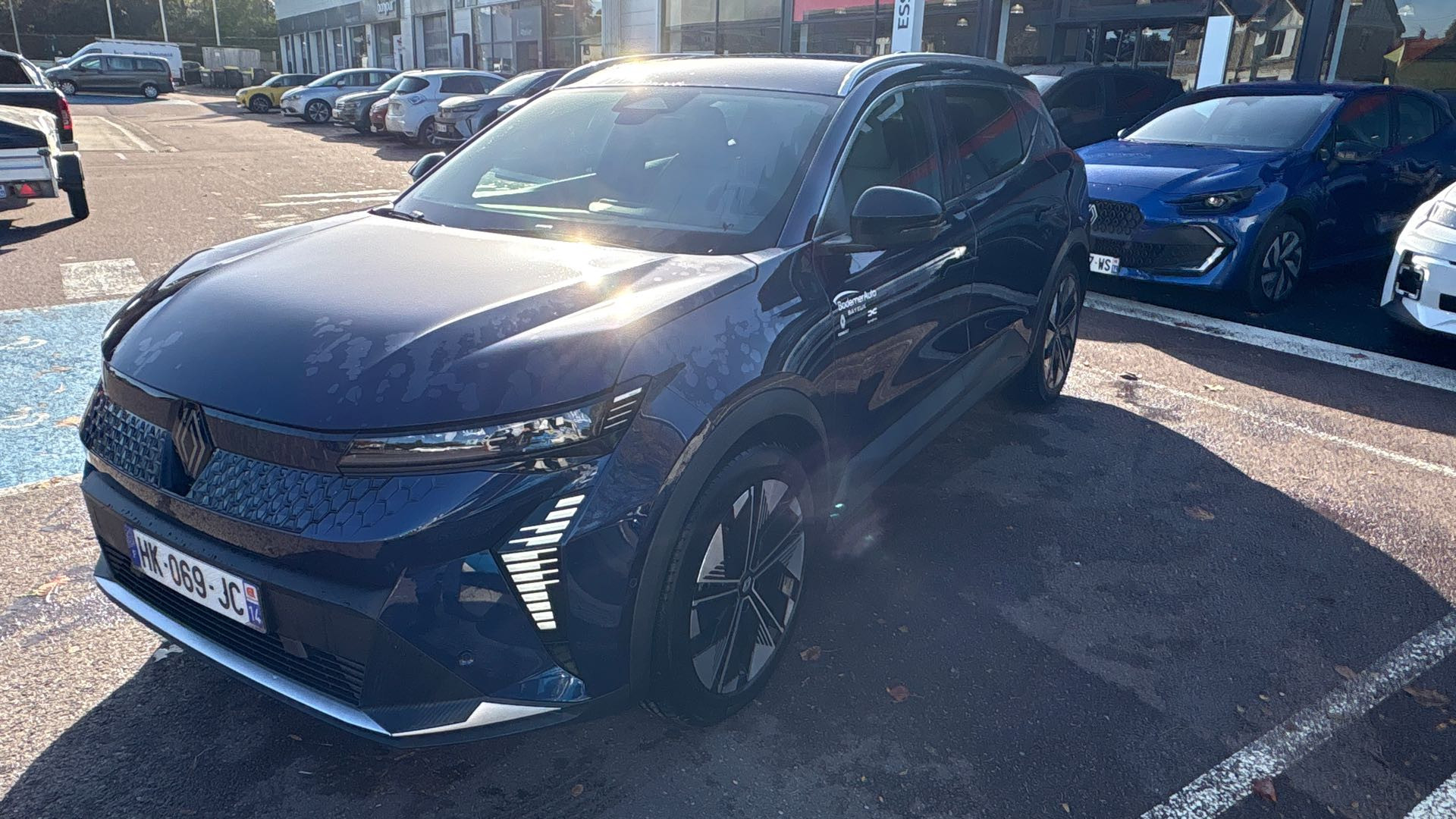 Vente en ligne Renault Scenic E-Tech Scenic E-Tech électrique 220 ch grande autonomie au prix de 44 370 €