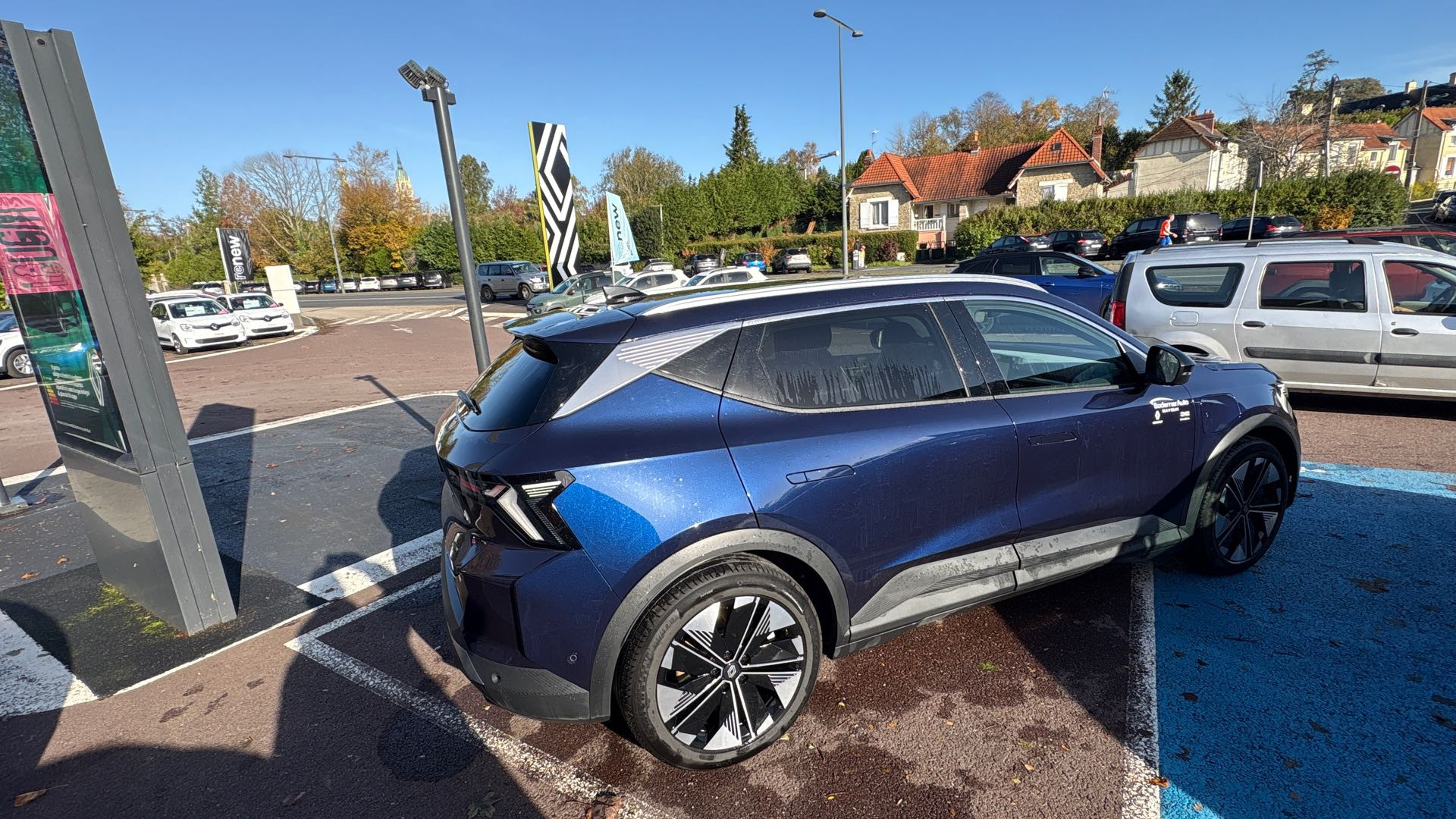 Vente en ligne Renault Scenic E-Tech Scenic E-Tech électrique 220 ch grande autonomie au prix de 44 370 €