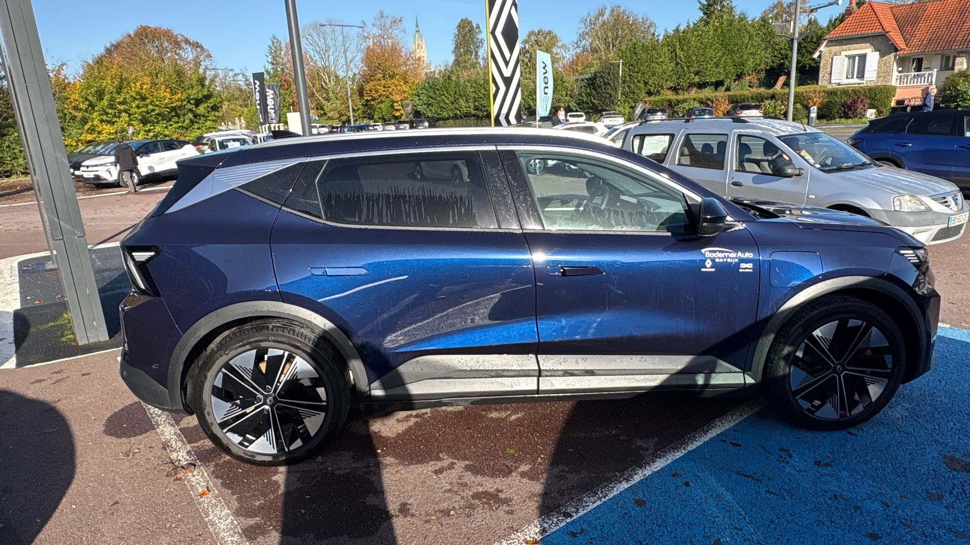 Vente en ligne Renault Scenic E-Tech Scenic E-Tech électrique 220 ch grande autonomie au prix de 44 370 €