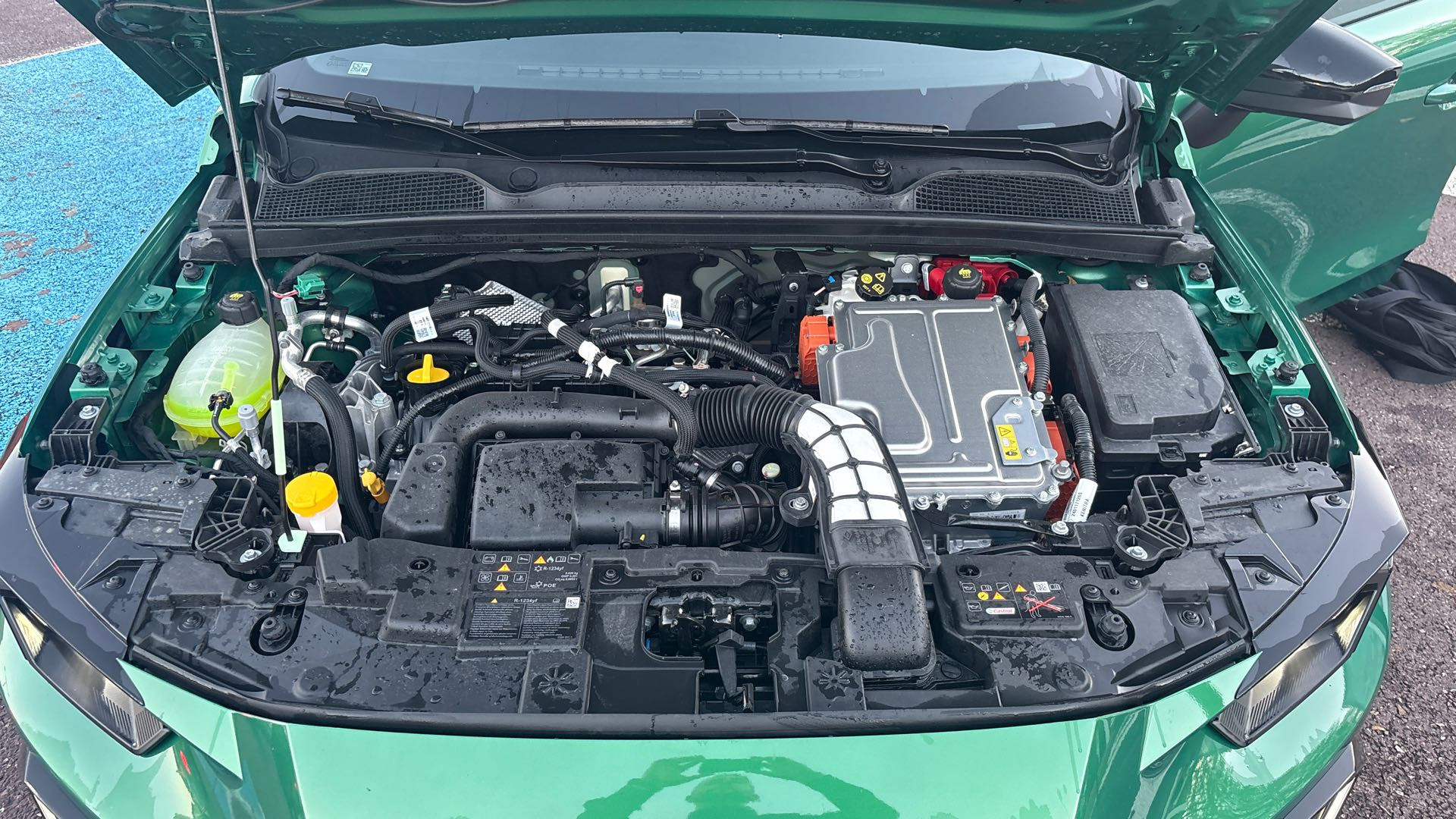 Vente en ligne Renault Clio 6 Clio E-Tech full hybrid 160 ch au prix de 26 490 €