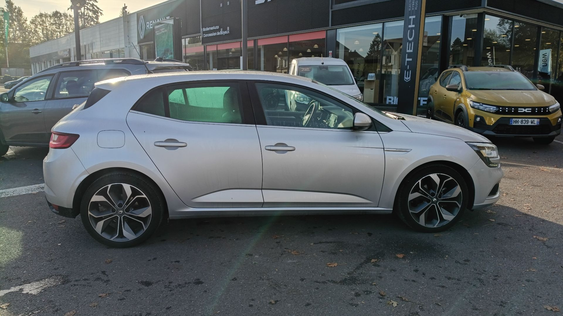 Vente en ligne Renault Megane 4 Mégane IV Berline TCe 130 Energy au prix de 9 990 €