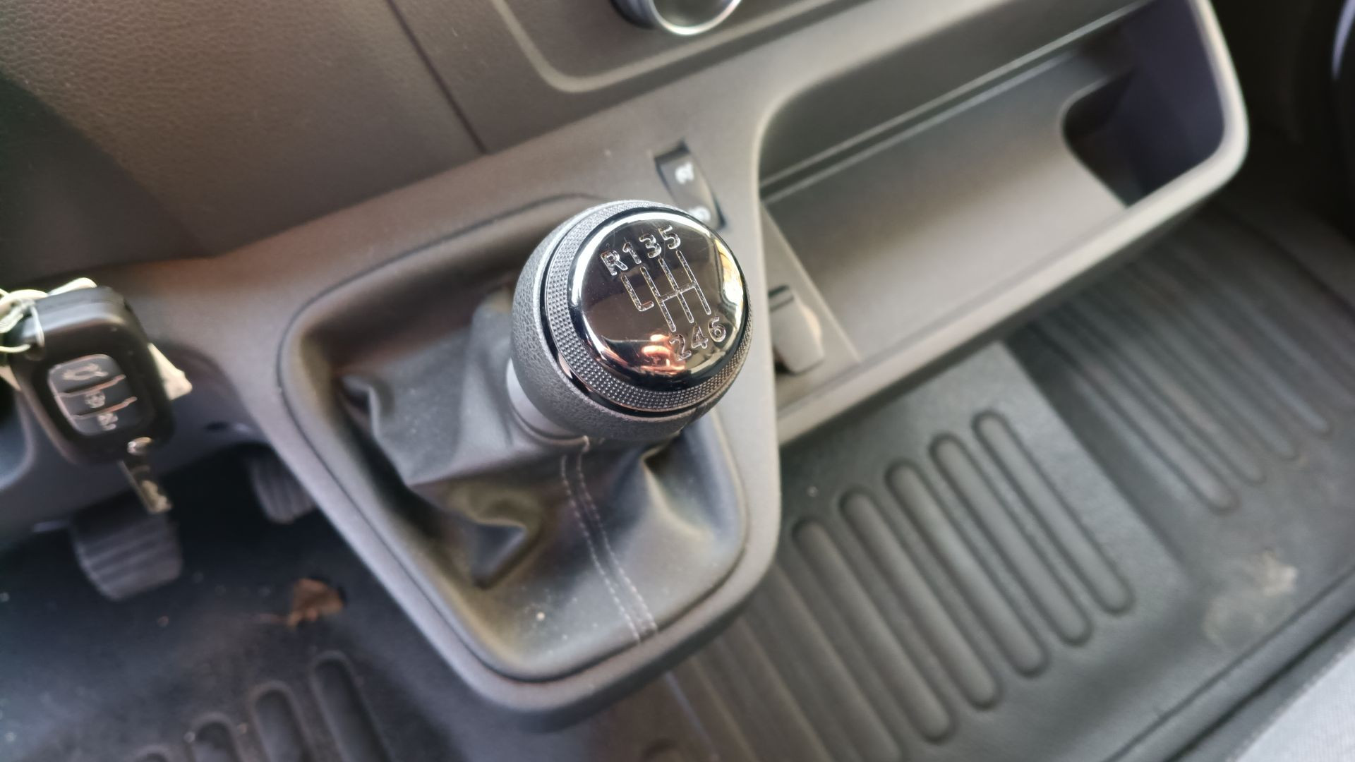 Vente en ligne Renault Master Fourgon MASTER FGN TRAC F3500 L2H2 BLUE DCI 135 au prix de 20 990 €