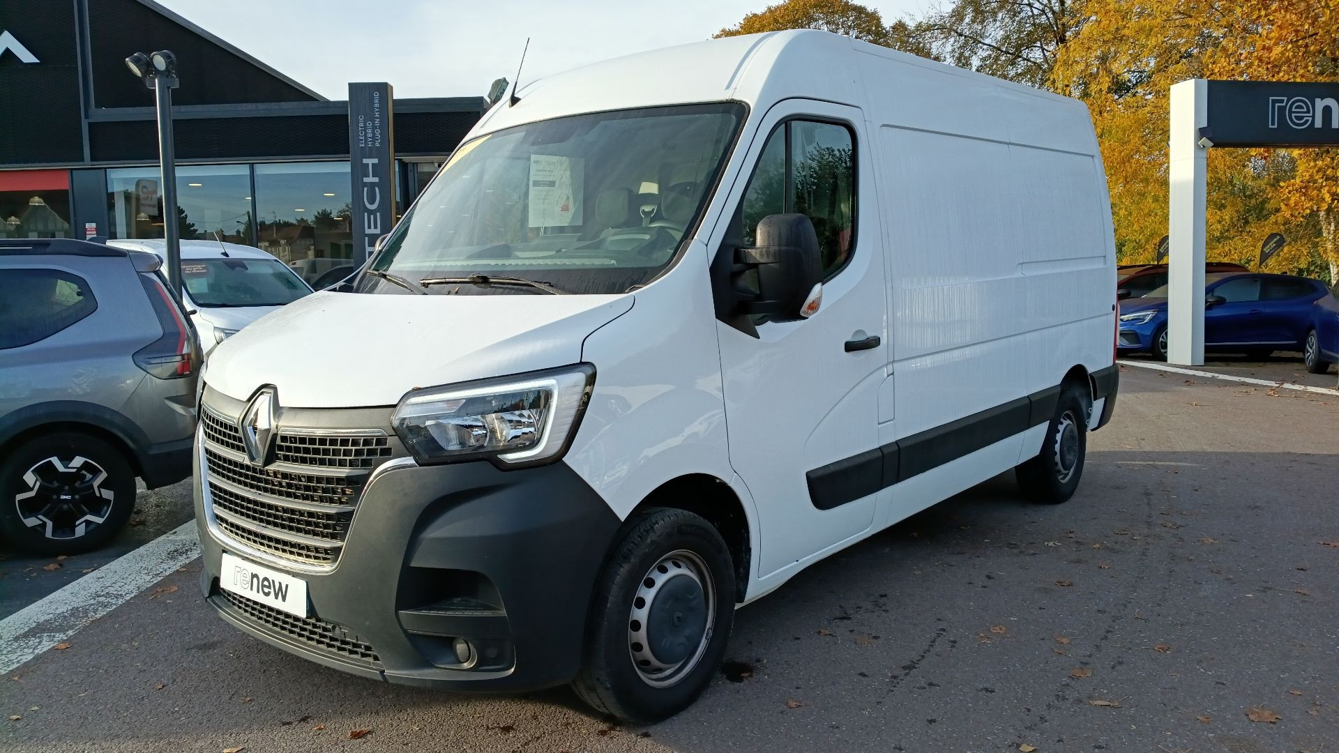 Renault Master Fourgon MASTER FGN TRAC F3500 L2H2 BLUE DCI 135 occasion de 2024 en vente à Bayeux