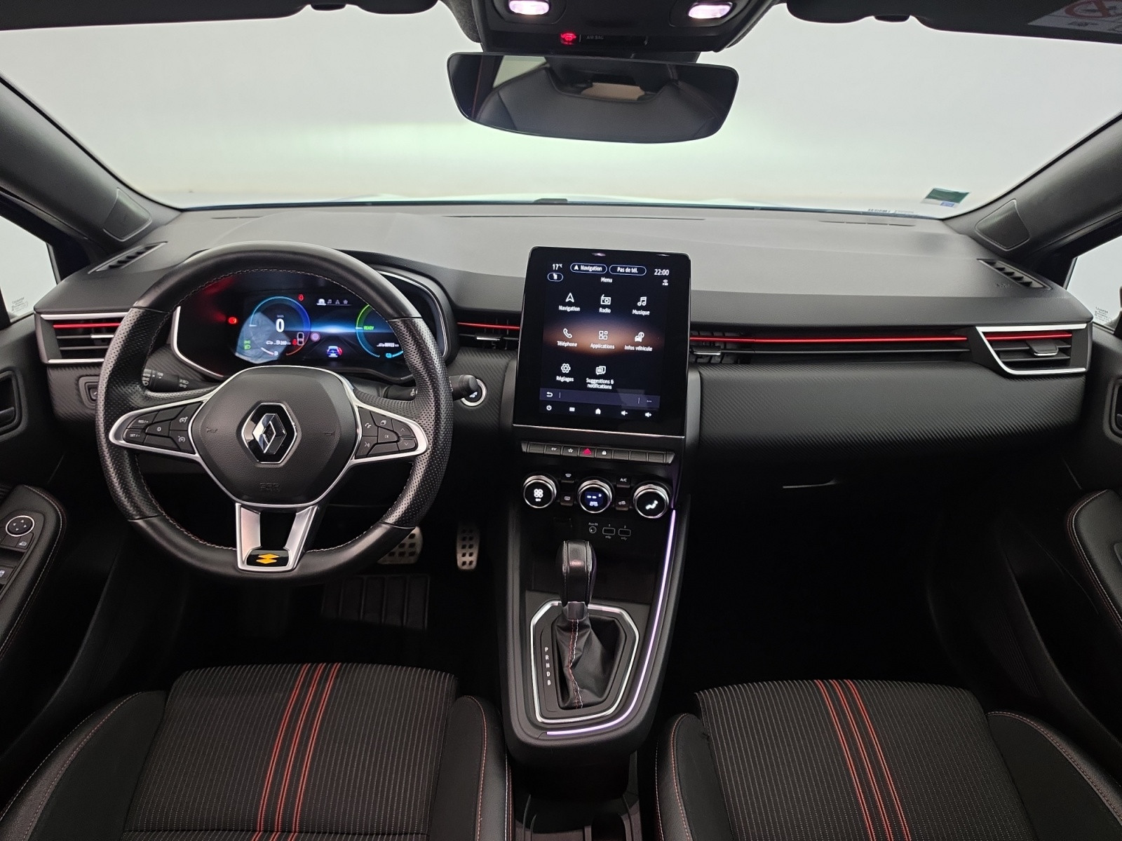 Vente en ligne Renault Clio 5 Clio E-Tech hybride 145 au prix de 16 590 €