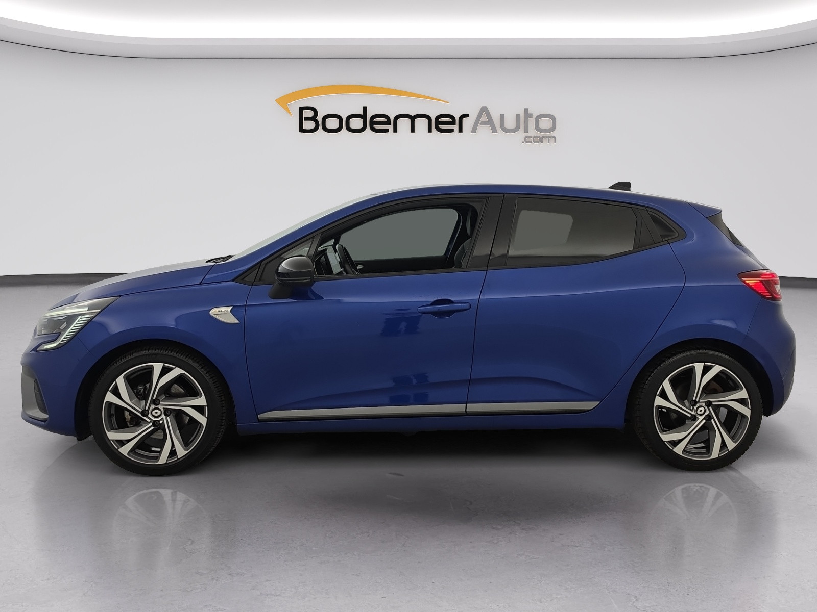 Vente en ligne Renault Clio 5 Clio E-Tech hybride 145 au prix de 16 590 €