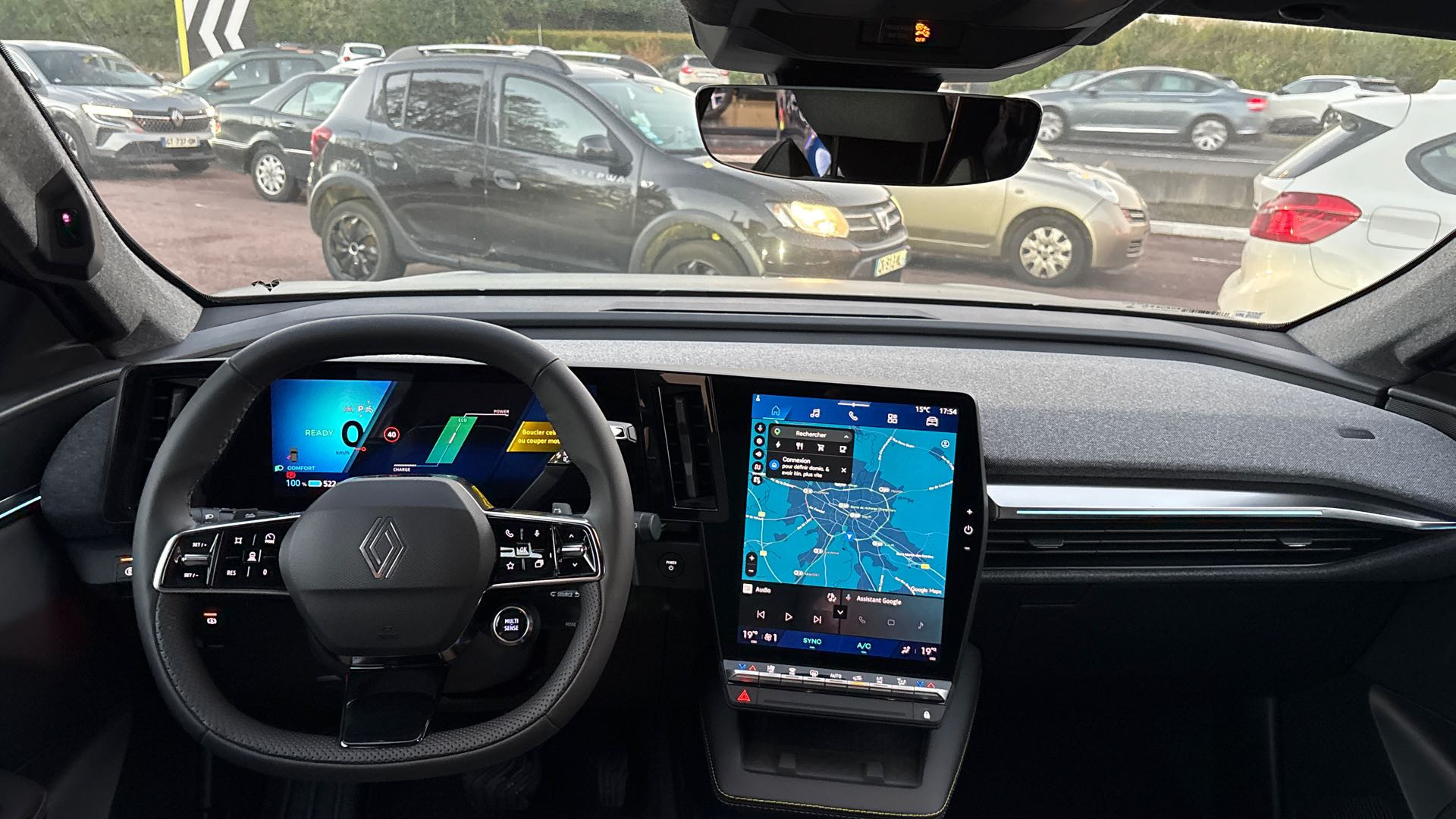 Vente en ligne Renault Scenic E-Tech Scenic E-Tech électrique 220 ch grande autonomie au prix de 46 990 €