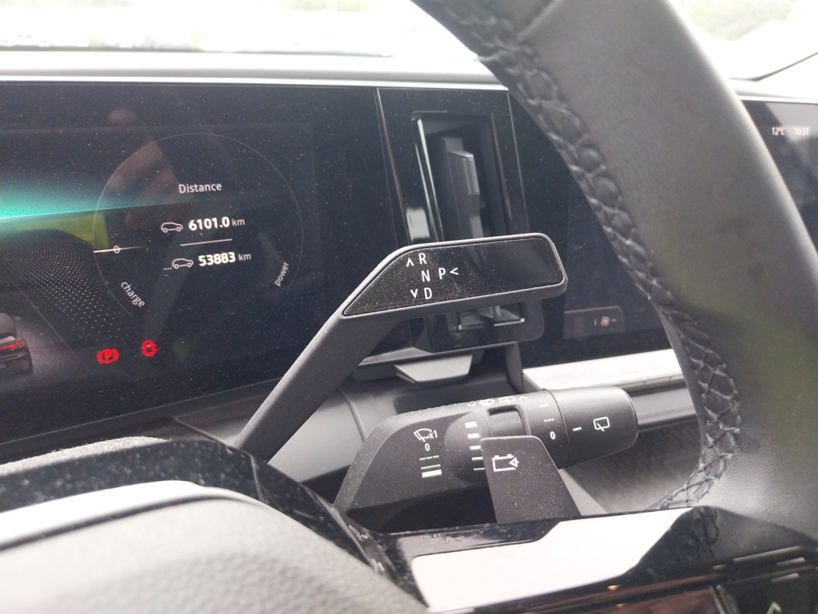 Vente en ligne Renault Megane E-Tech  EV40 130ch standard charge au prix de 18 590 €