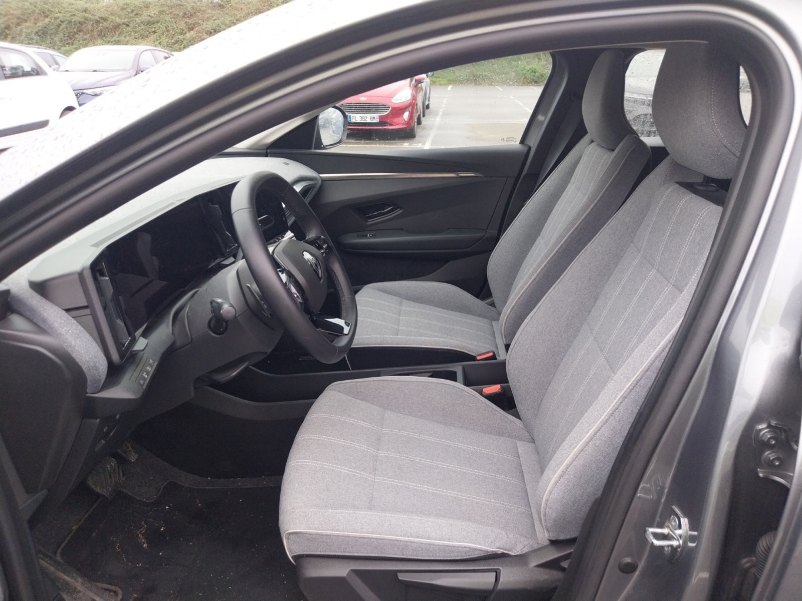 Vente en ligne Renault Megane E-Tech  EV40 130ch standard charge au prix de 18 590 €