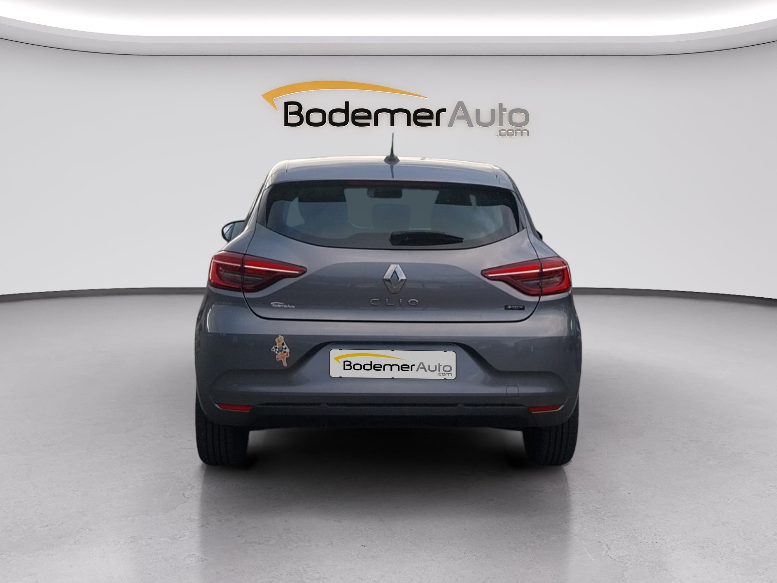 Vente en ligne Renault Clio 5 Clio E-Tech hybride 145 au prix de 16 490 €