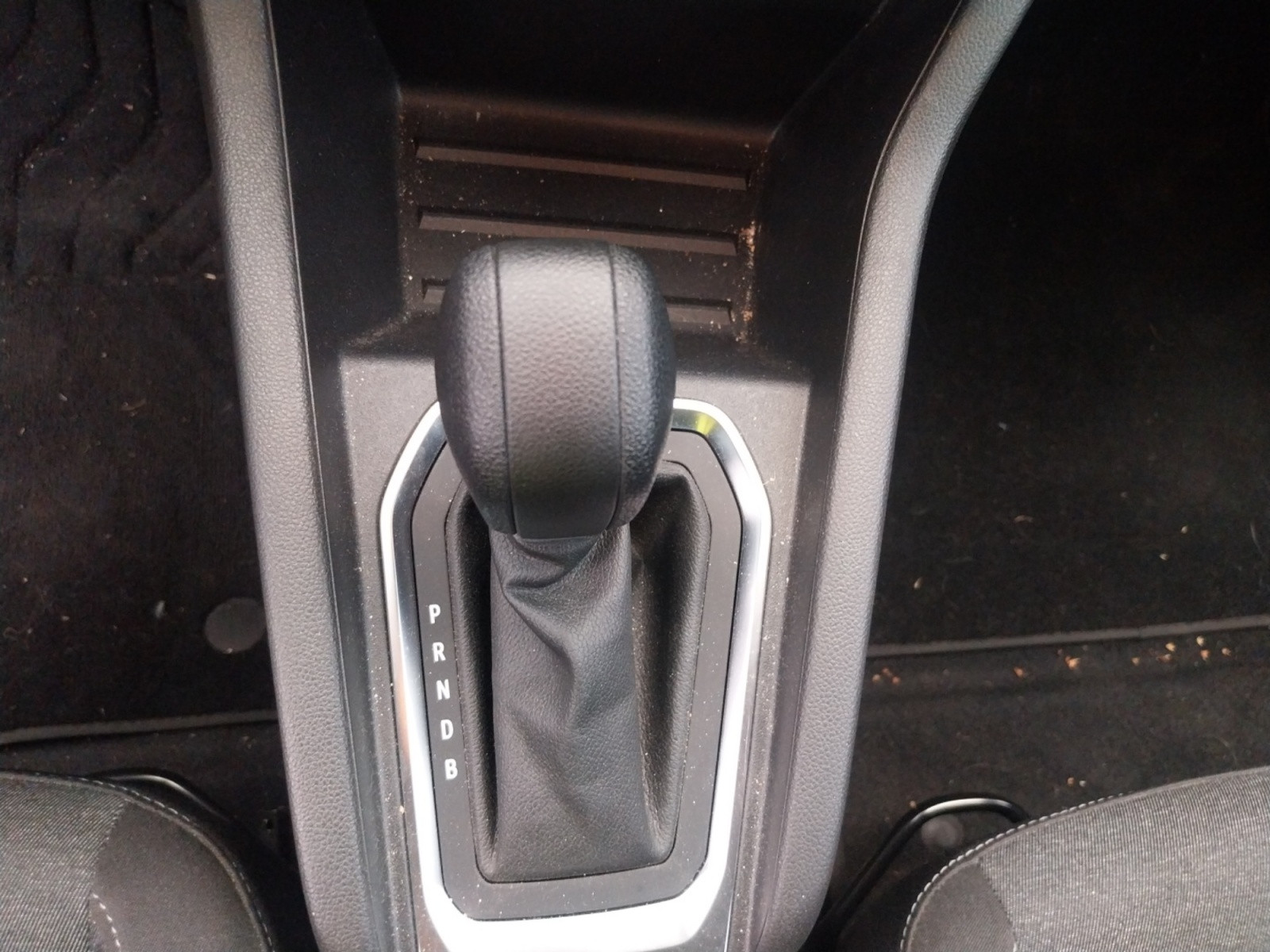 Vente en ligne Renault Clio 5 Clio E-Tech hybride 145 au prix de 16 490 €
