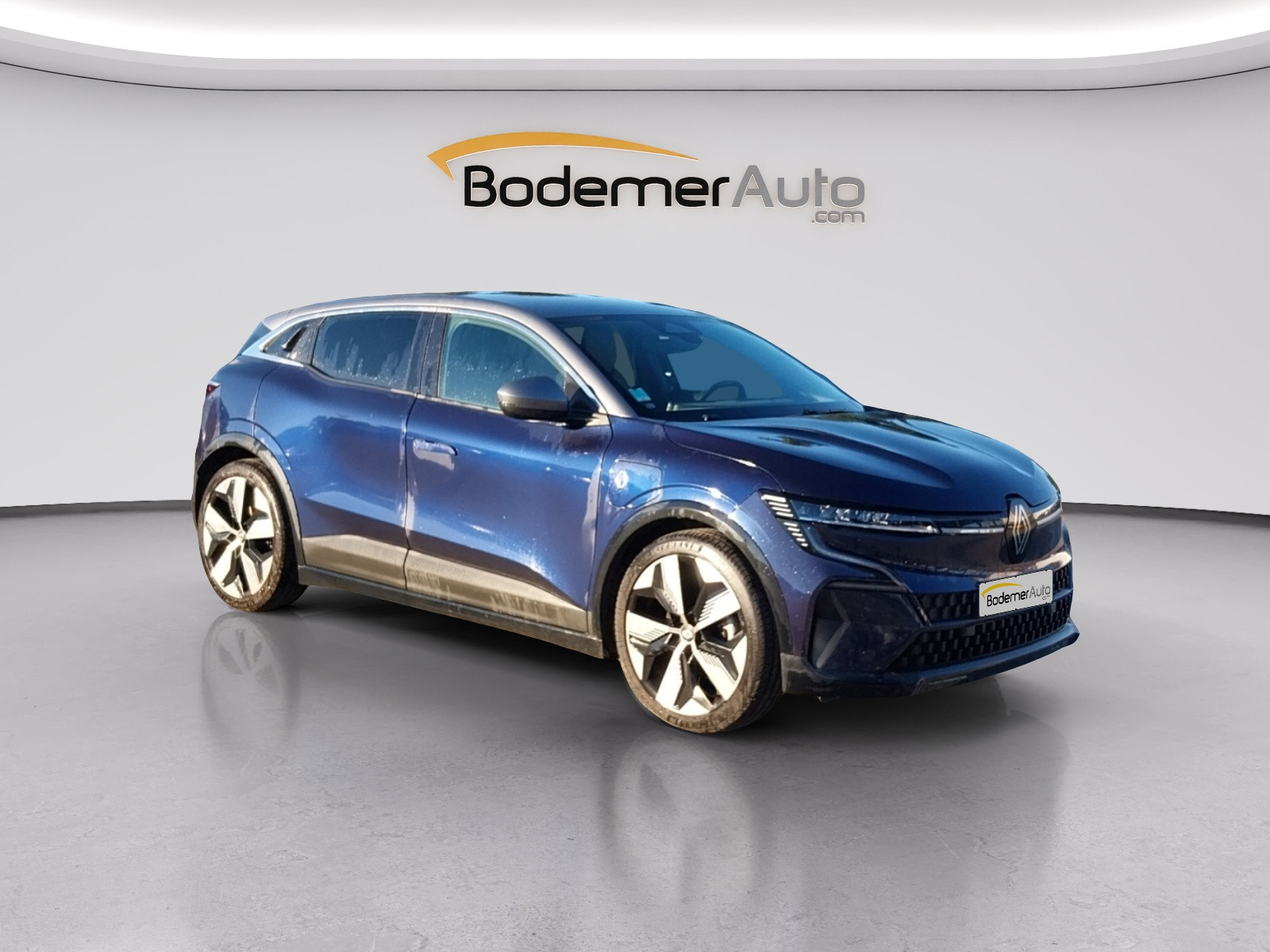 Vente en ligne Renault Megane E-Tech  EV60 220 ch super charge au prix de 23 590 €