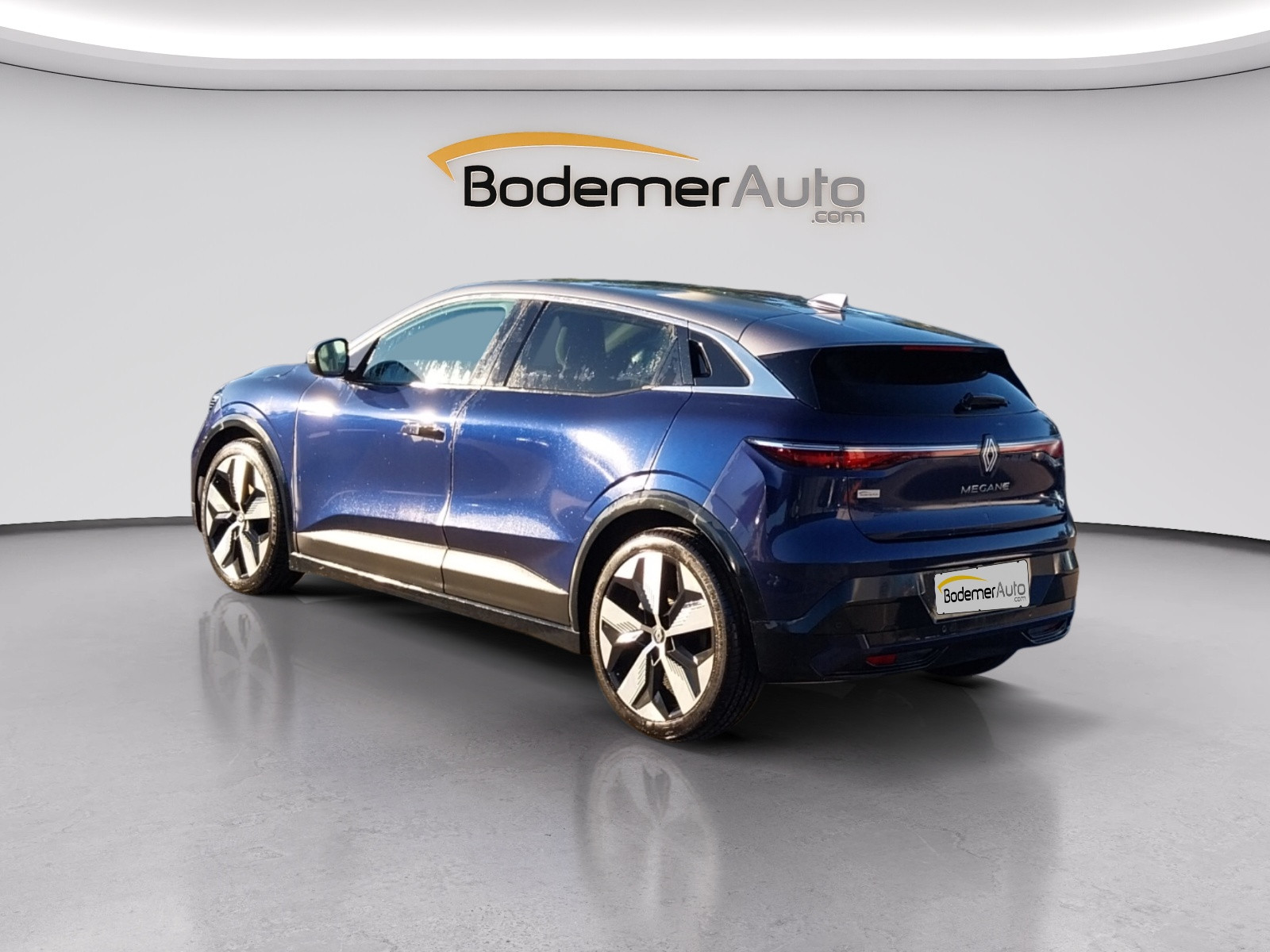 Vente en ligne Renault Megane E-Tech  EV60 220 ch super charge au prix de 23 590 €