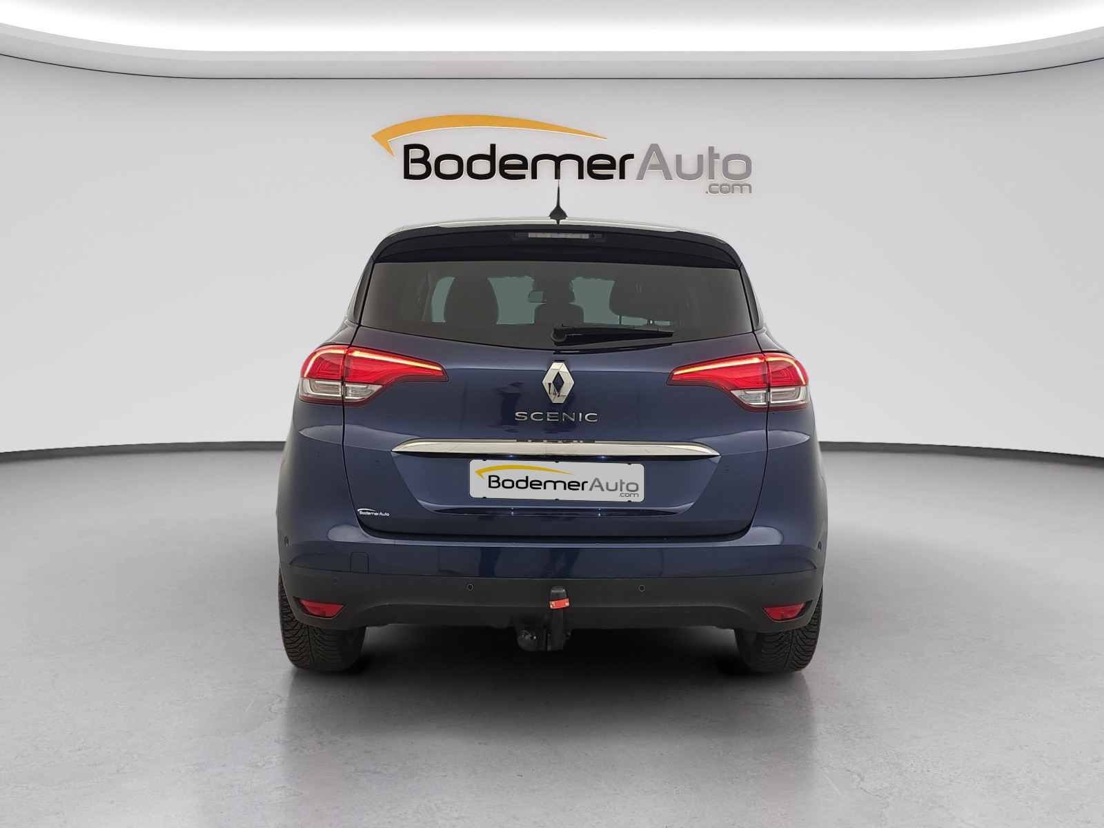 Vente en ligne Renault Scenic 4 Scenic Blue dCi 120 au prix de 15 890 €