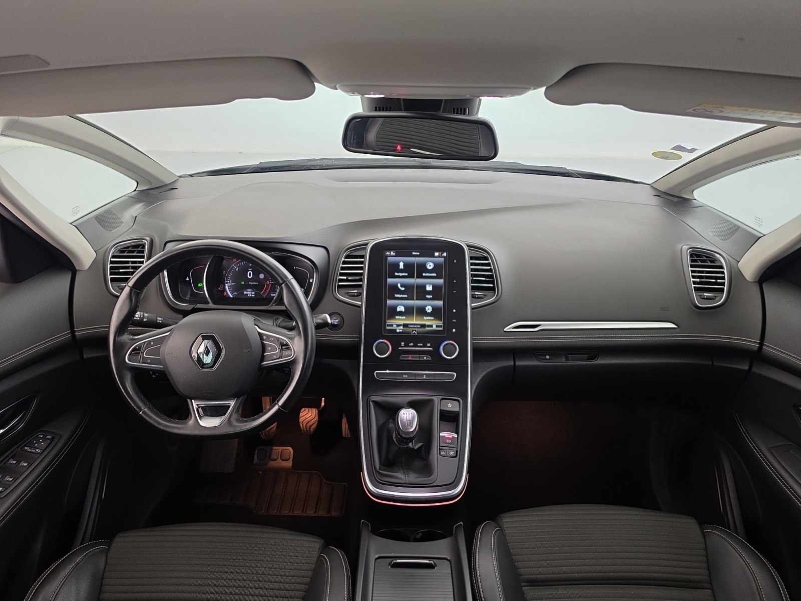 Vente en ligne Renault Scenic 4 Scenic Blue dCi 120 au prix de 15 890 €