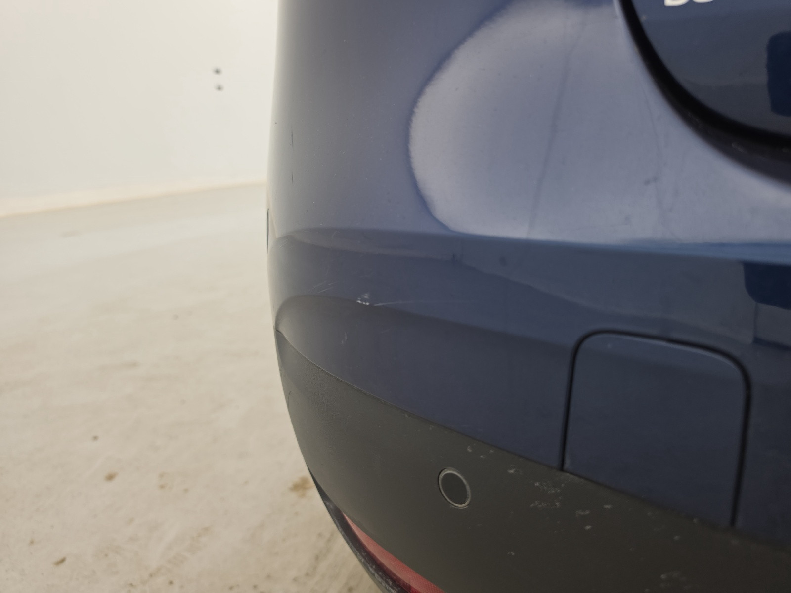 Vente en ligne Renault Scenic 4 Scenic Blue dCi 120 au prix de 15 890 €
