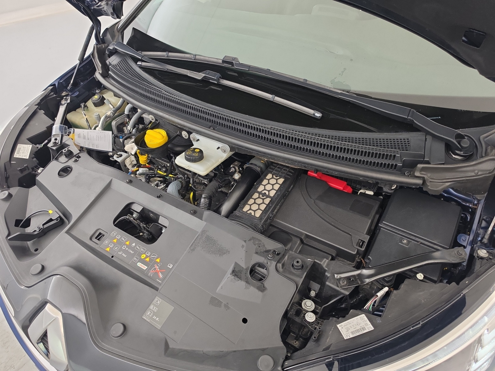 Vente en ligne Renault Scenic 4 Scenic Blue dCi 120 au prix de 15 890 €
