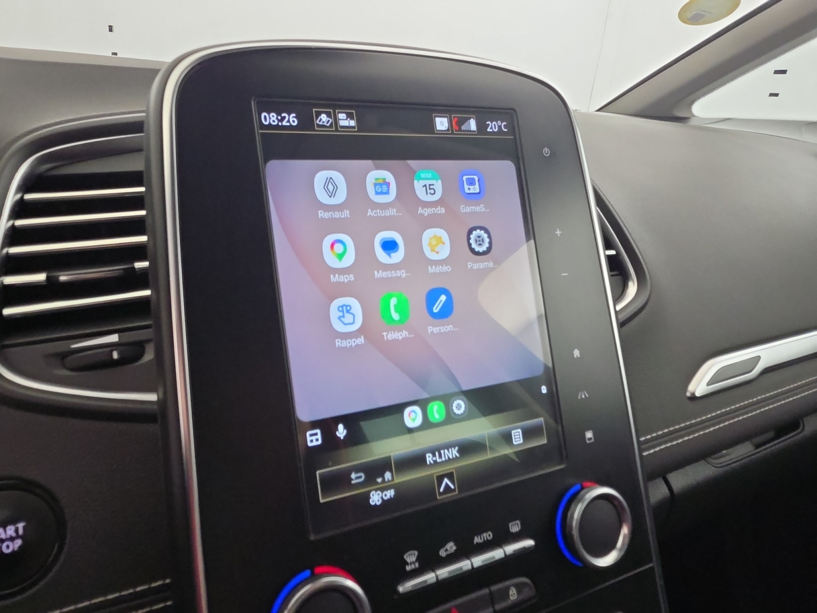 Vente en ligne Renault Scenic 4 Scenic Blue dCi 120 au prix de 15 890 €