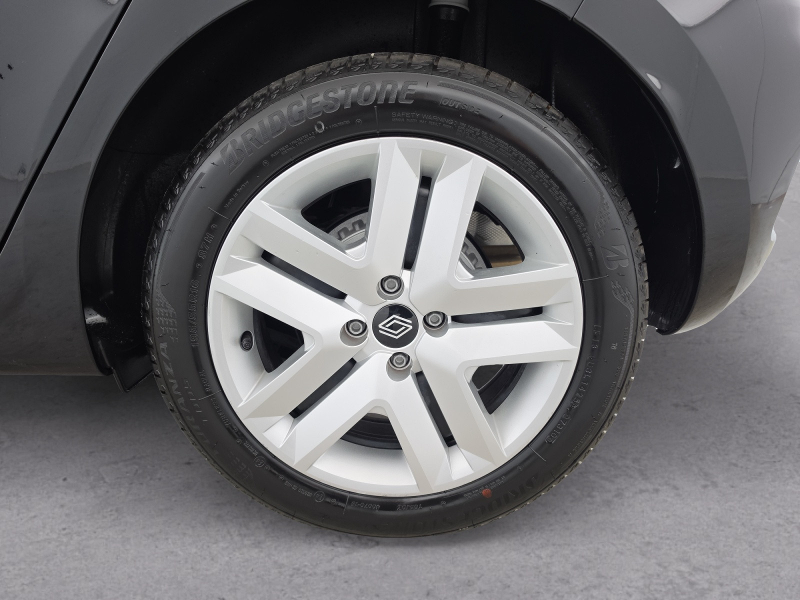 Vente en ligne Renault Clio 5 Clio Blue dCi 100 ch GSR2 au prix de 17 490 €