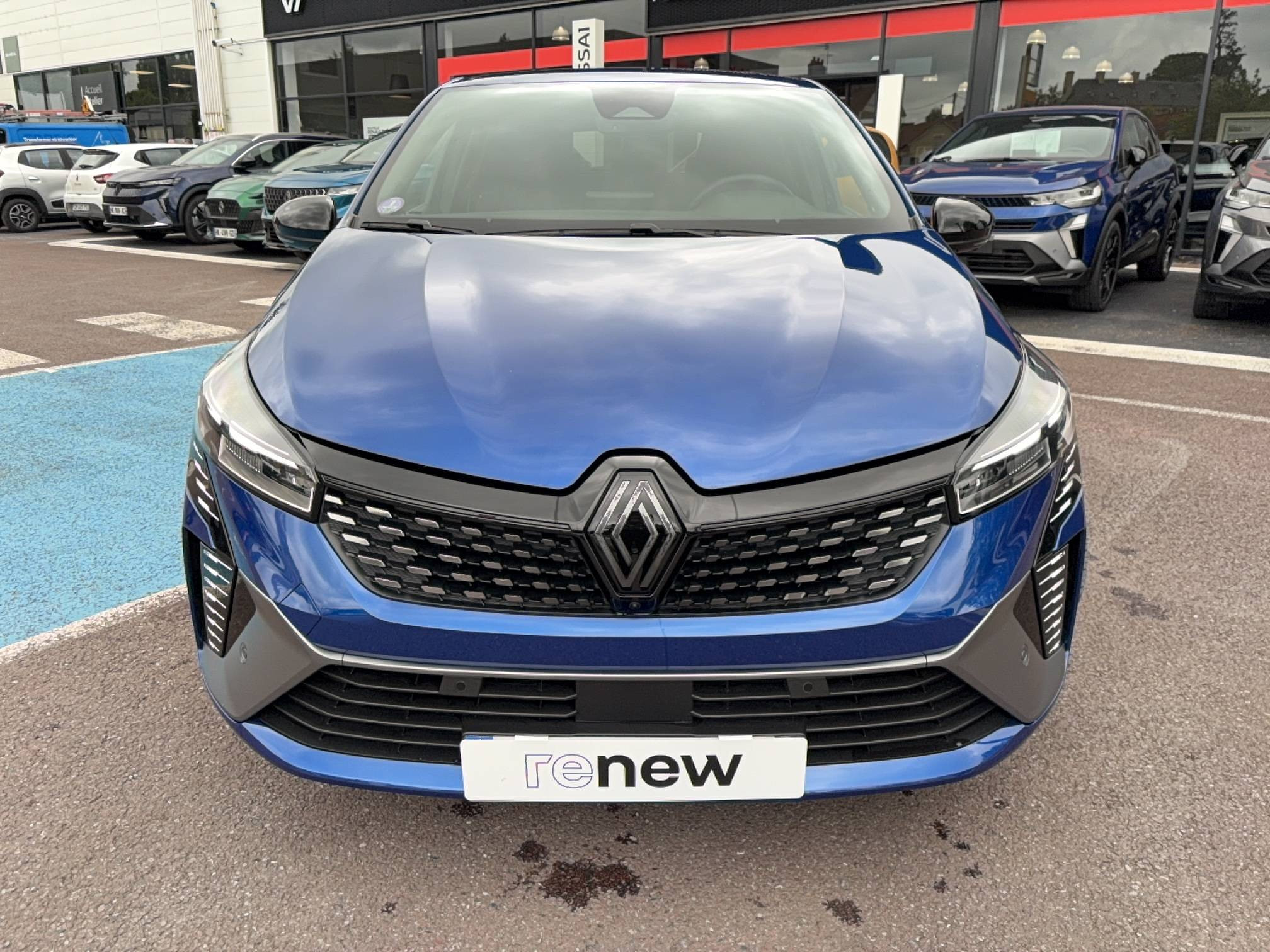 Vente en ligne Renault Clio 5 Clio E-Tech full hybrid 145 au prix de 20 290 €