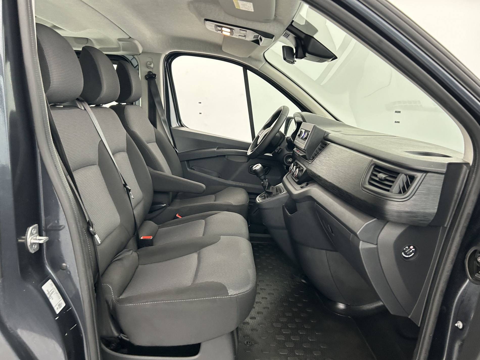 Vente en ligne Renault Trafic  L2 dCi 150 Energy S&S au prix de 27 990 €