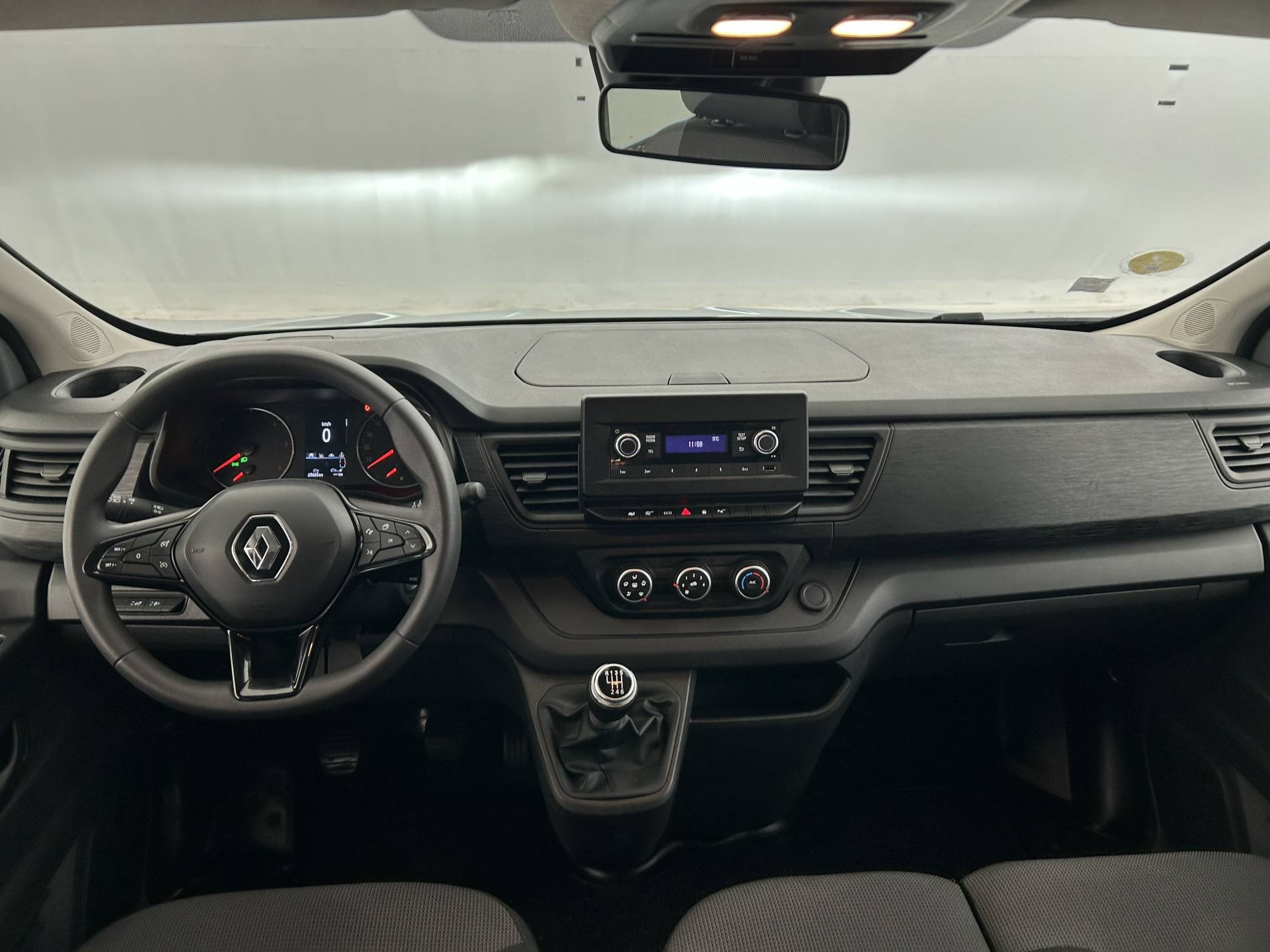 Vente en ligne Renault Trafic  L2 dCi 150 Energy S&S au prix de 27 990 €