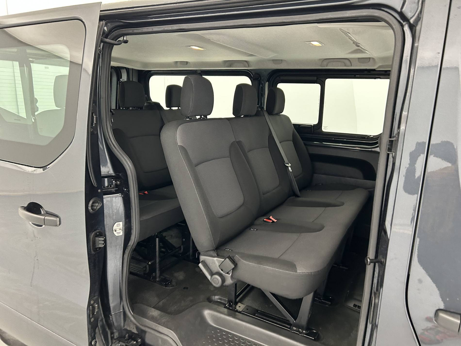Vente en ligne Renault Trafic  L2 dCi 150 Energy S&S au prix de 27 990 €