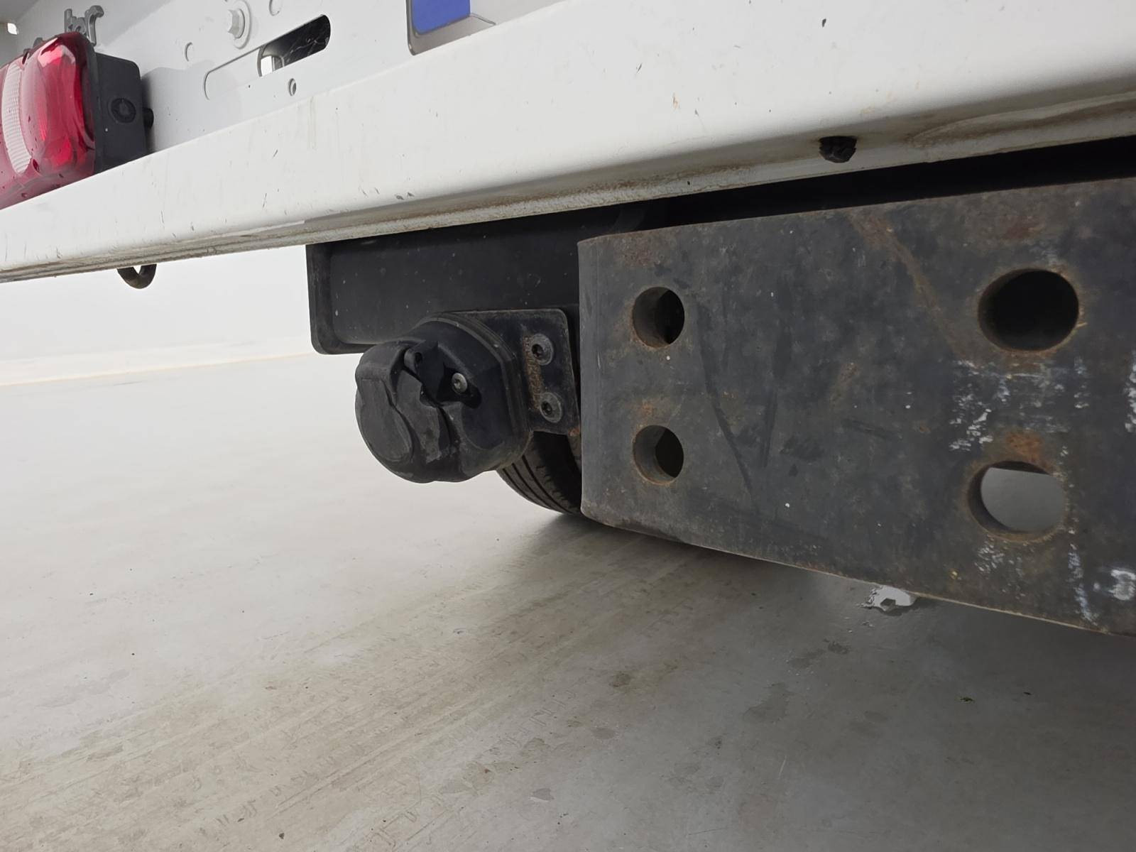 Vente en ligne Renault Master 3 Châssis Cabine MASTER CC PROP RJ3500 L2 PAFC BLUE DCI 130 EURO VI au prix de 31 590 €