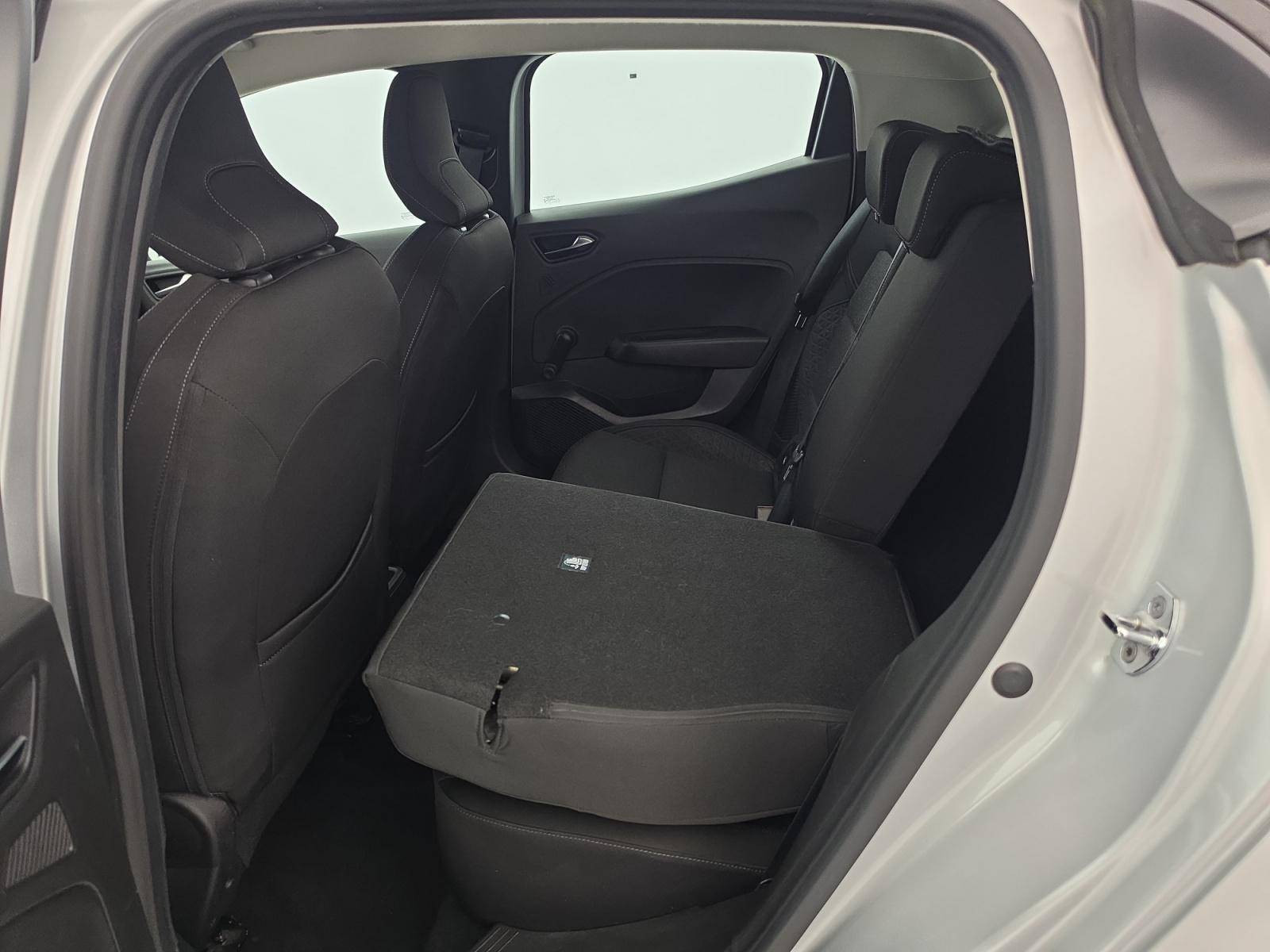 Vente en ligne Renault Clio 5 Clio E-Tech 140 au prix de 12 590 €