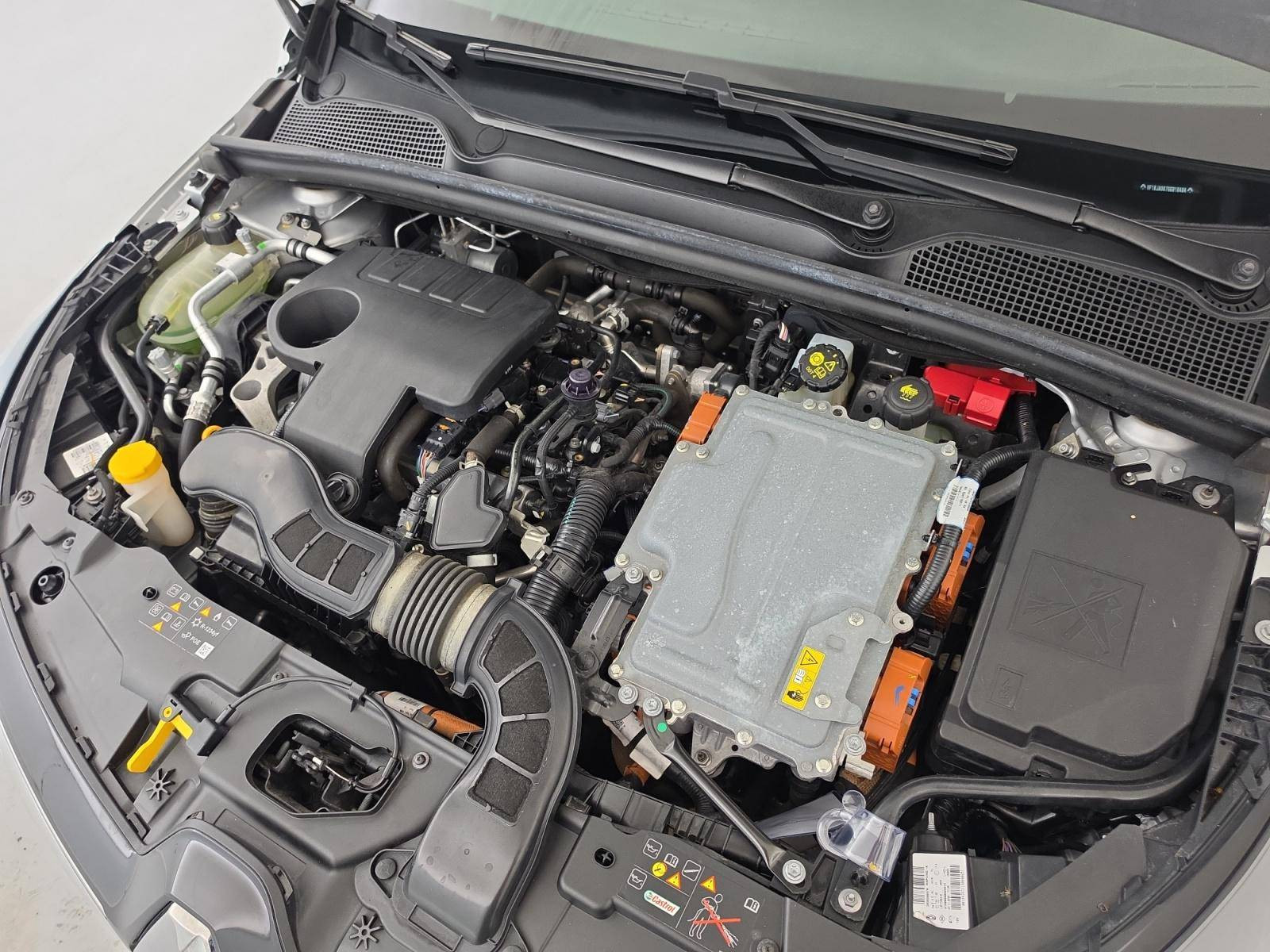 Vente en ligne Renault Clio 5 Clio E-Tech 140 au prix de 12 590 €