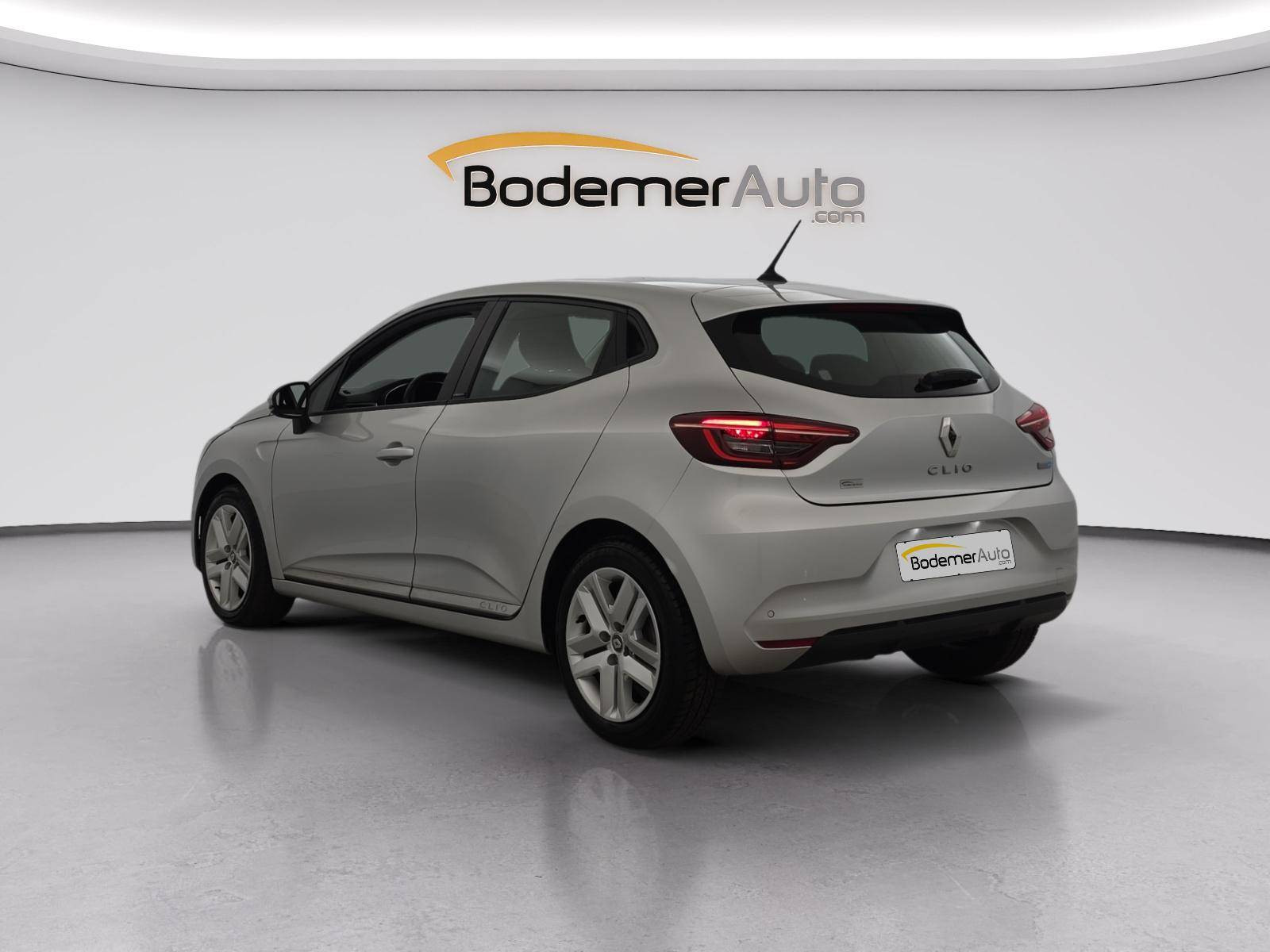 Vente en ligne Renault Clio 5 Clio E-Tech 140 au prix de 12 590 €