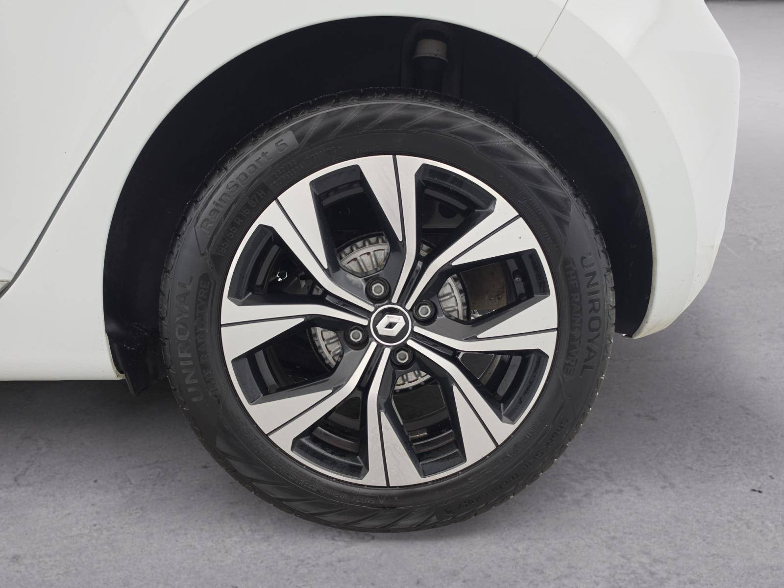 Vente en ligne Renault Clio 5 Clio TCe 90 - 21N au prix de 12 990 €