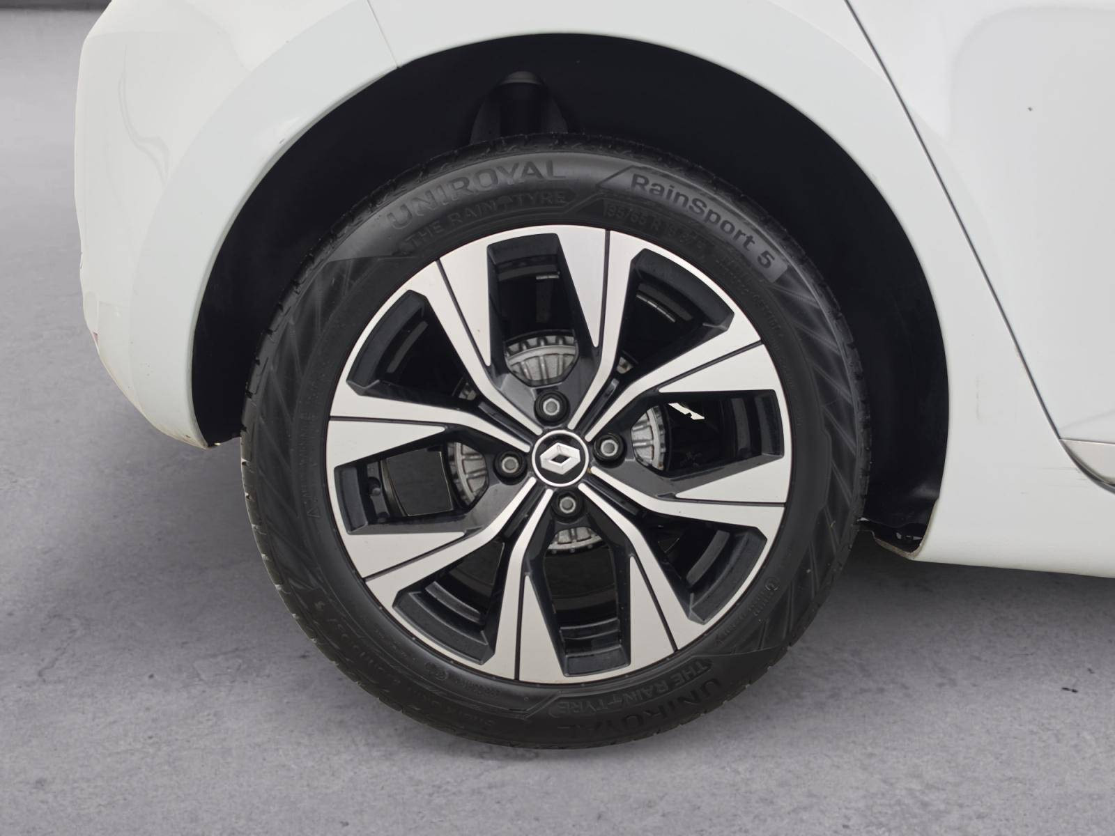 Vente en ligne Renault Clio 5 Clio TCe 90 - 21N au prix de 12 990 €
