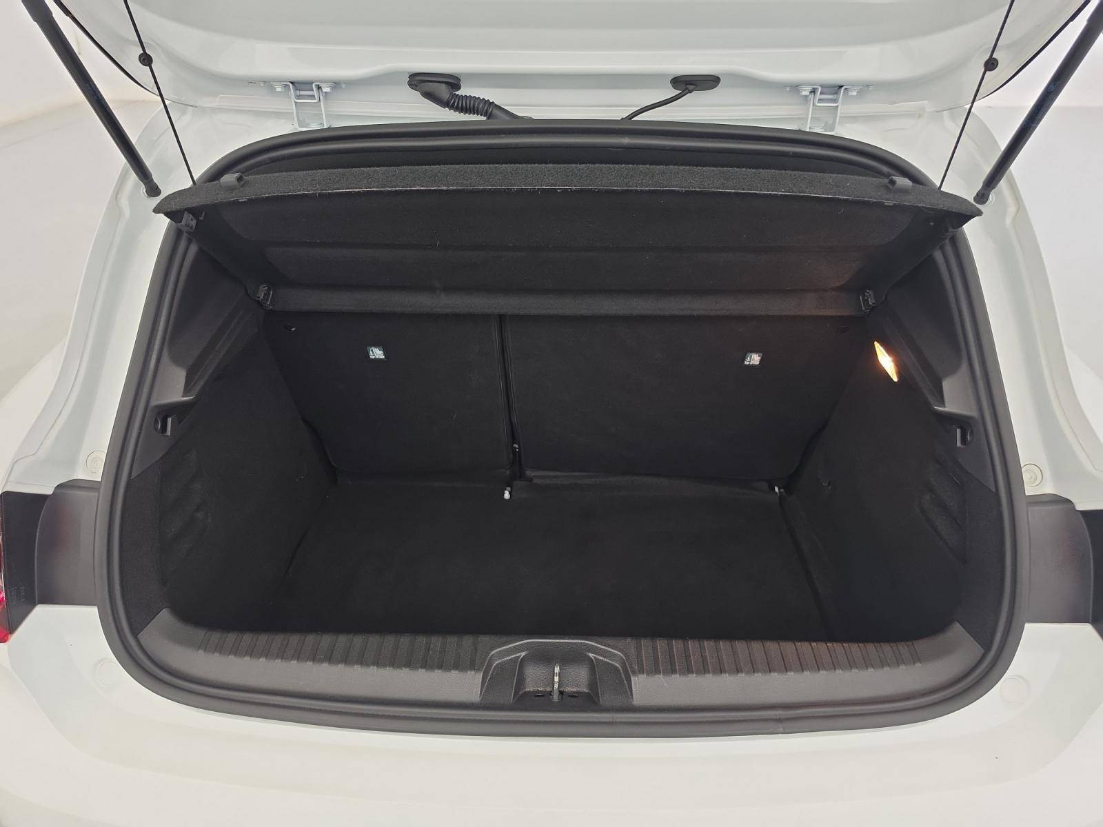 Vente en ligne Renault Clio 5 Clio TCe 90 - 21N au prix de 12 990 €