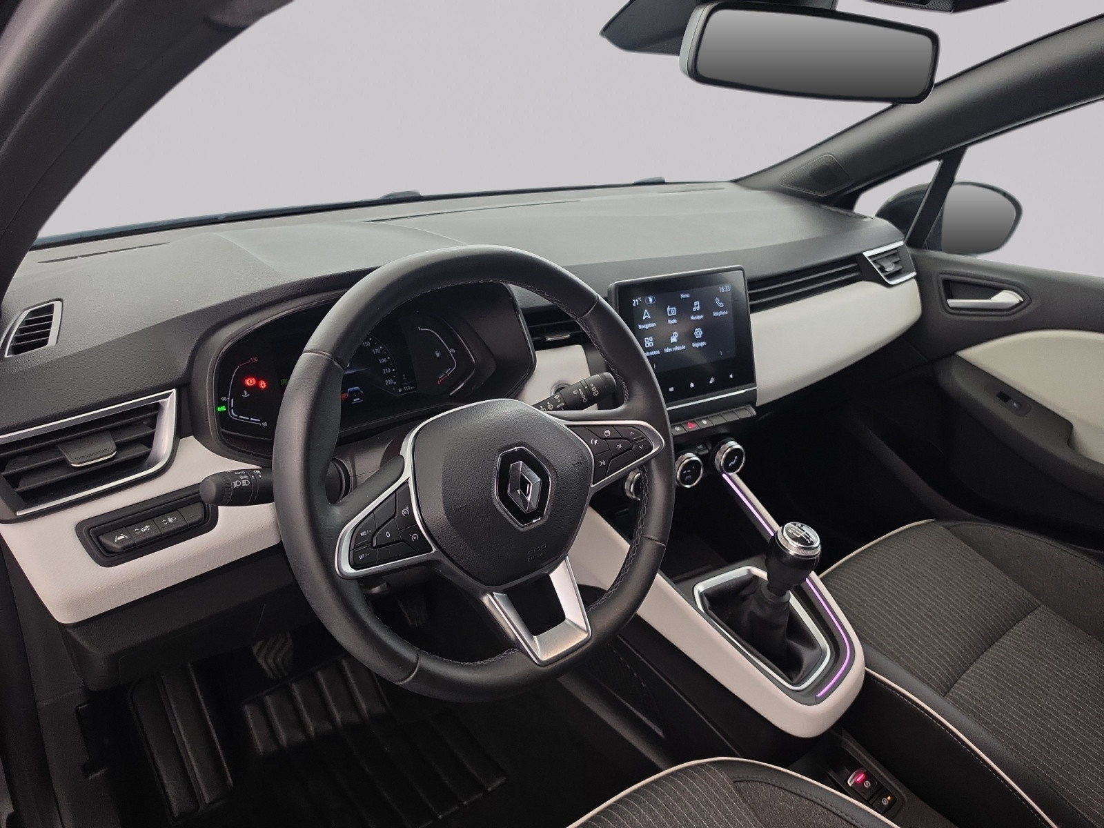 Vente en ligne Renault Clio 5 Clio TCe 90 au prix de 14 990 €