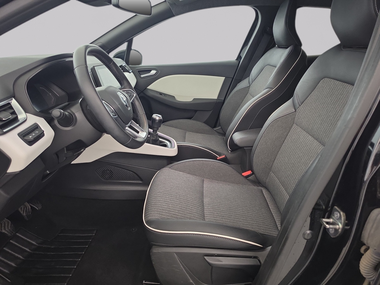 Vente en ligne Renault Clio 5 Clio TCe 90 au prix de 14 990 €