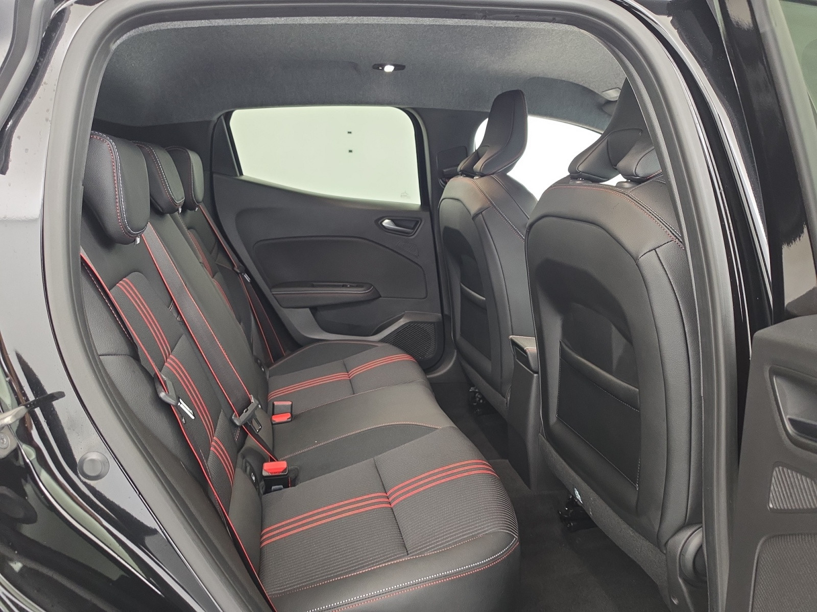 Vente en ligne Renault Clio 5 Clio TCe 140 au prix de 17 990 €