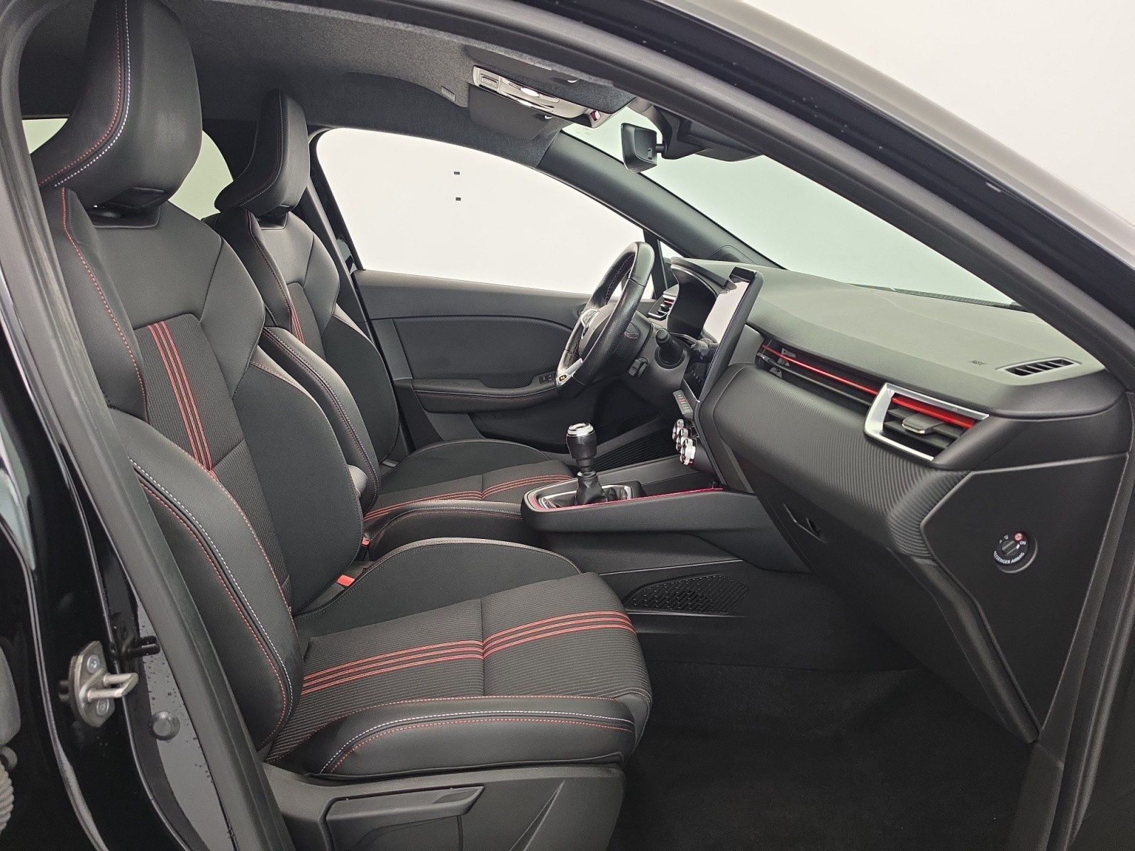 Vente en ligne Renault Clio 5 Clio TCe 140 au prix de 17 990 €