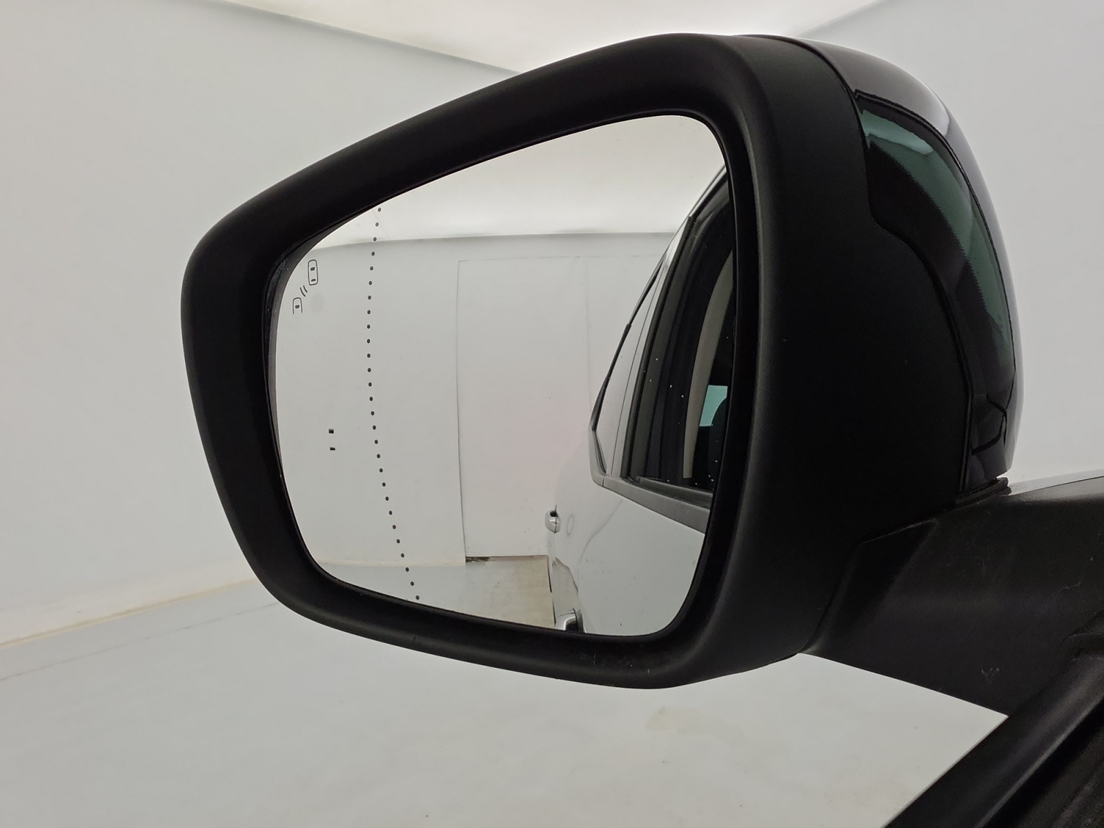 Vente en ligne Renault Scenic 4 Scenic Blue dCi 120 - 21 au prix de 13 990 €