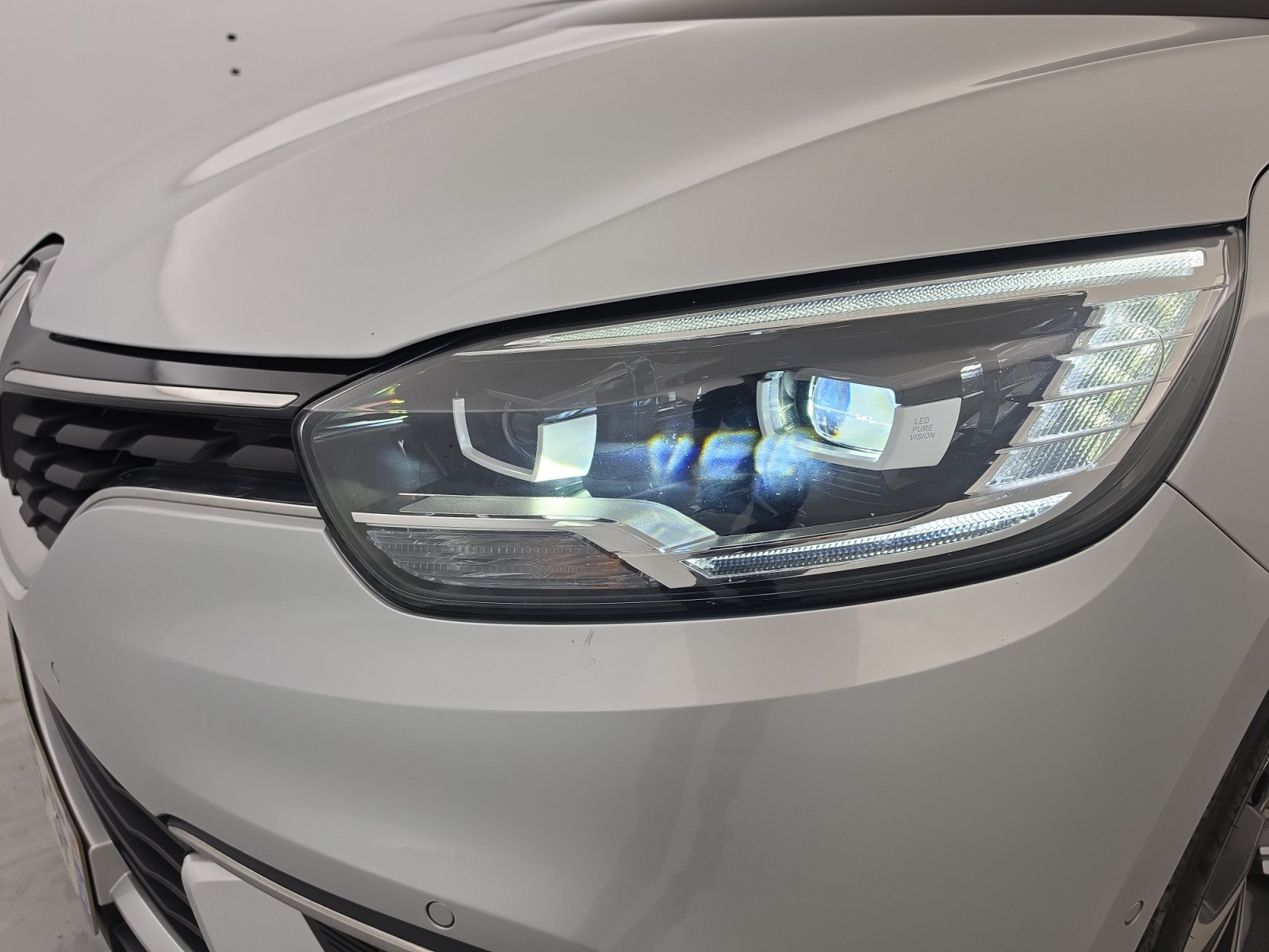 Vente en ligne Renault Scenic 4 Scenic Blue dCi 120 - 21 au prix de 13 990 €