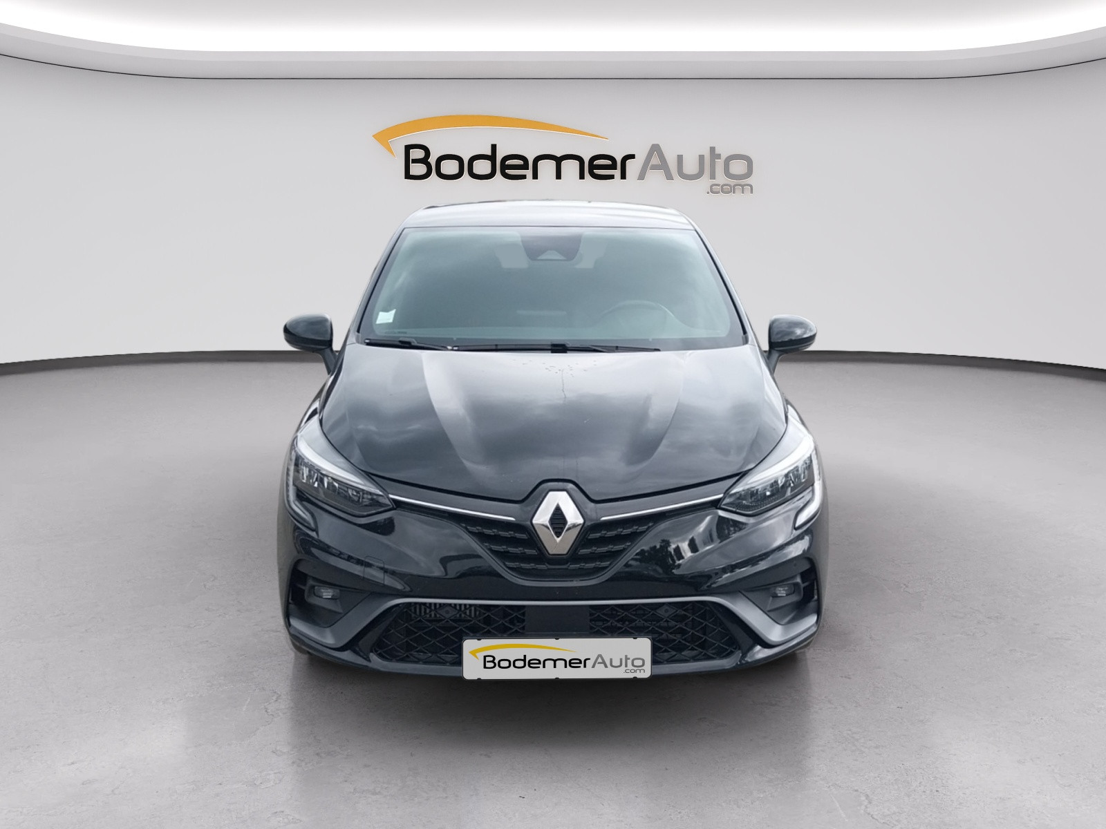 Vente en ligne Renault Clio 5 Clio TCe 140 au prix de 17 990 €