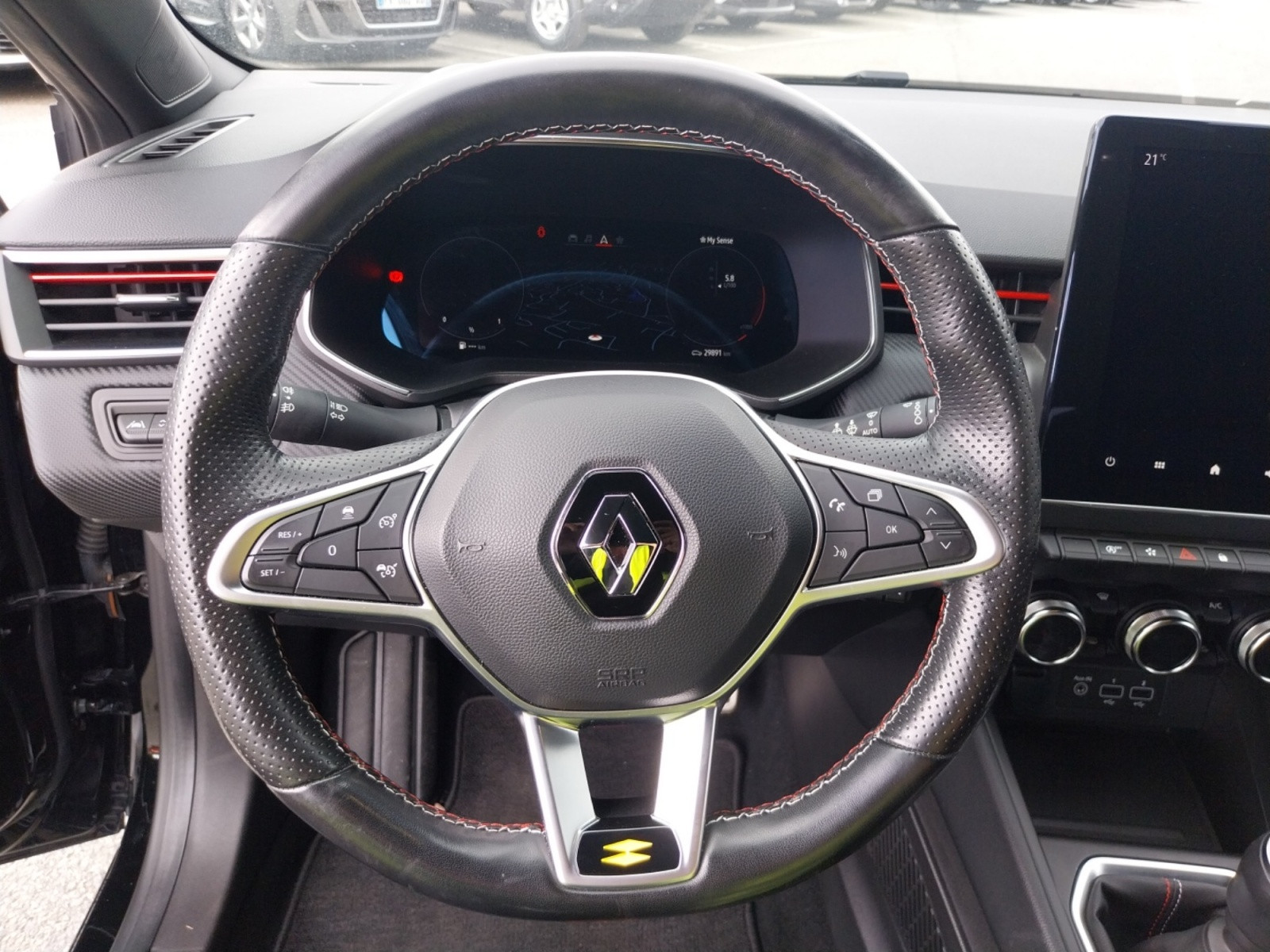 Vente en ligne Renault Clio 5 Clio TCe 140 au prix de 17 990 €
