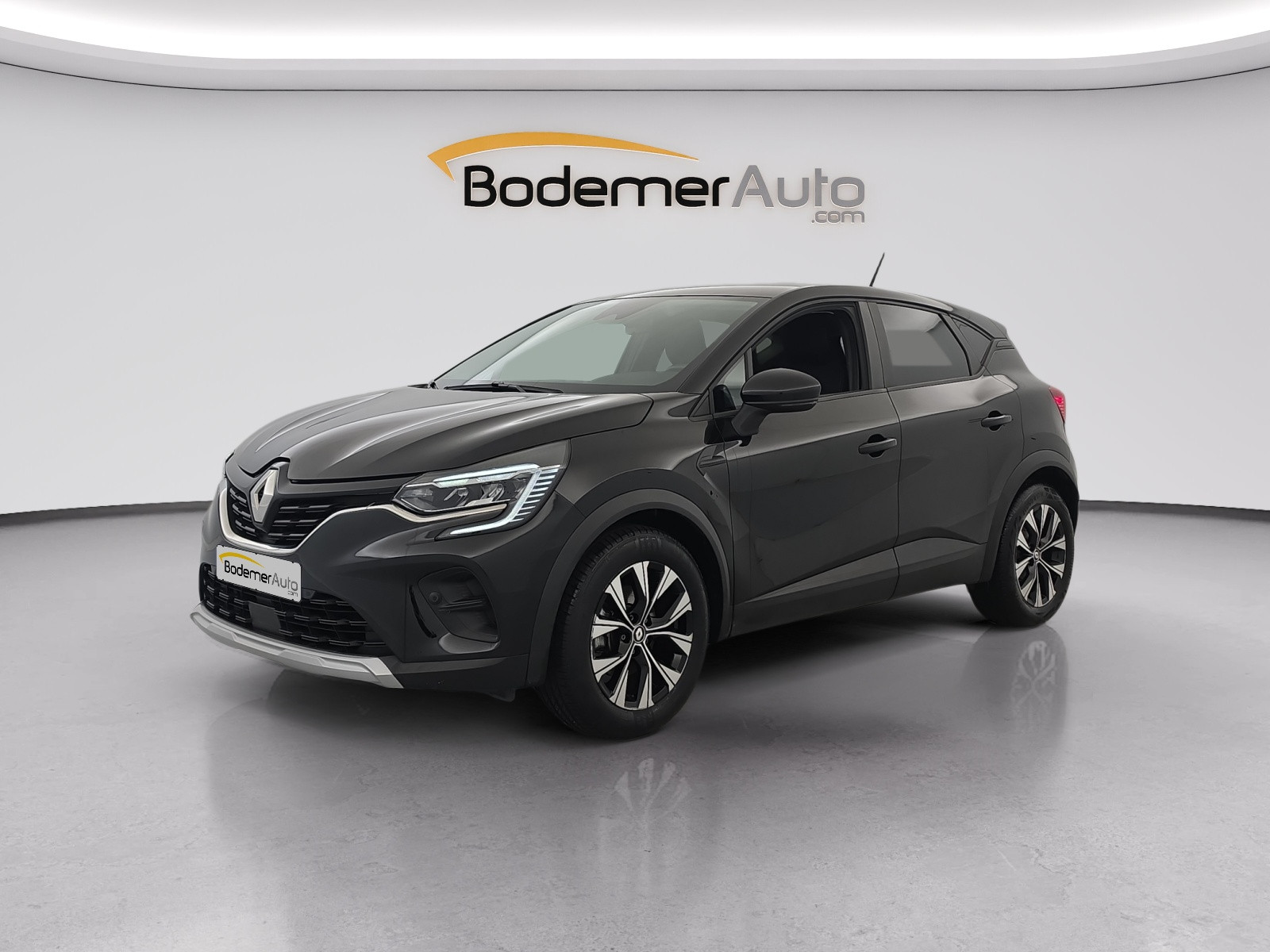 Renault Captur  E-Tech full hybrid 145 occasion de 2024 en vente à Vire